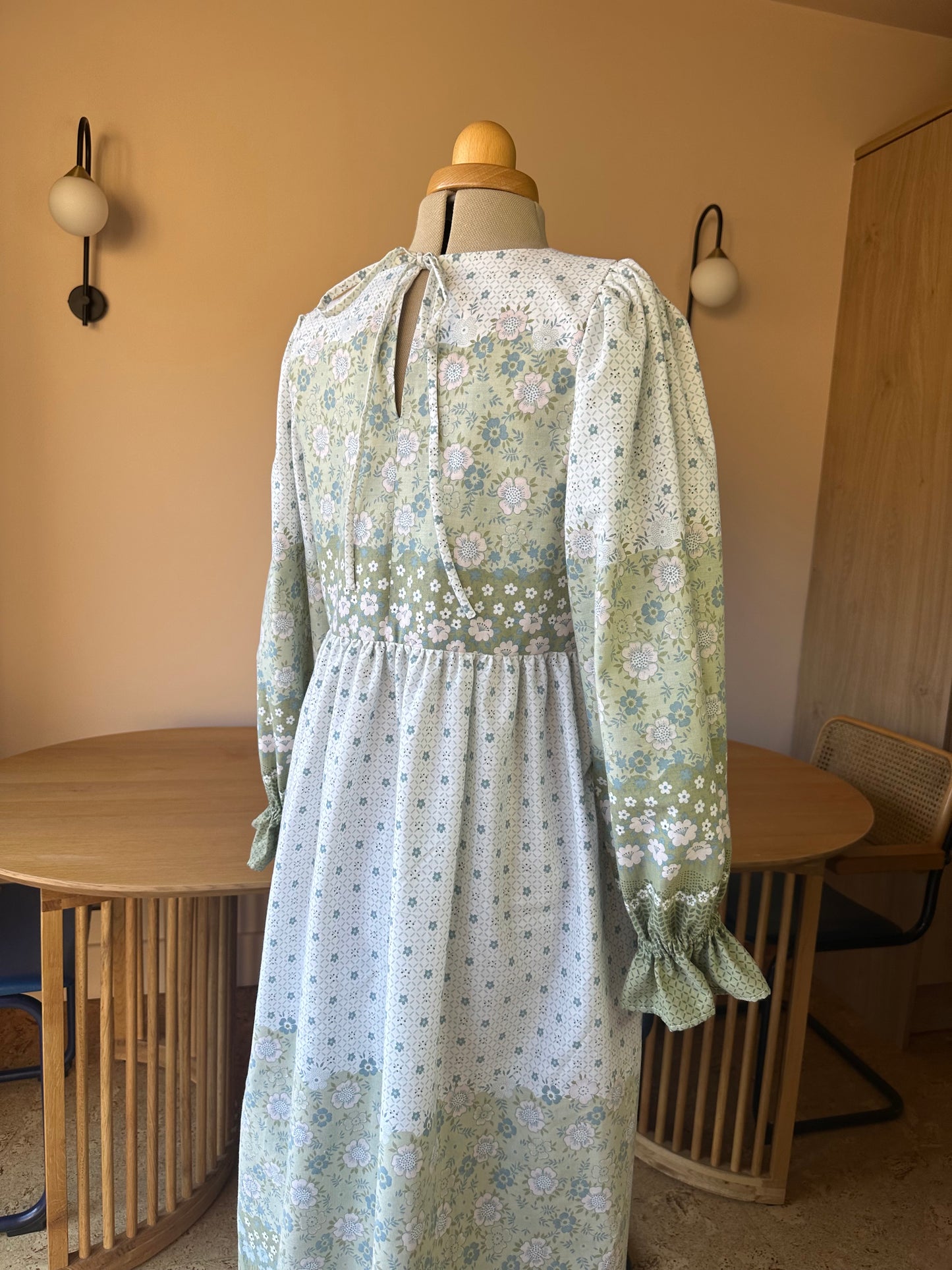 SAMPLE SALE 60% Off - Green Border Floral Carrie-Ann Dress Size 1 (UK 6-8)