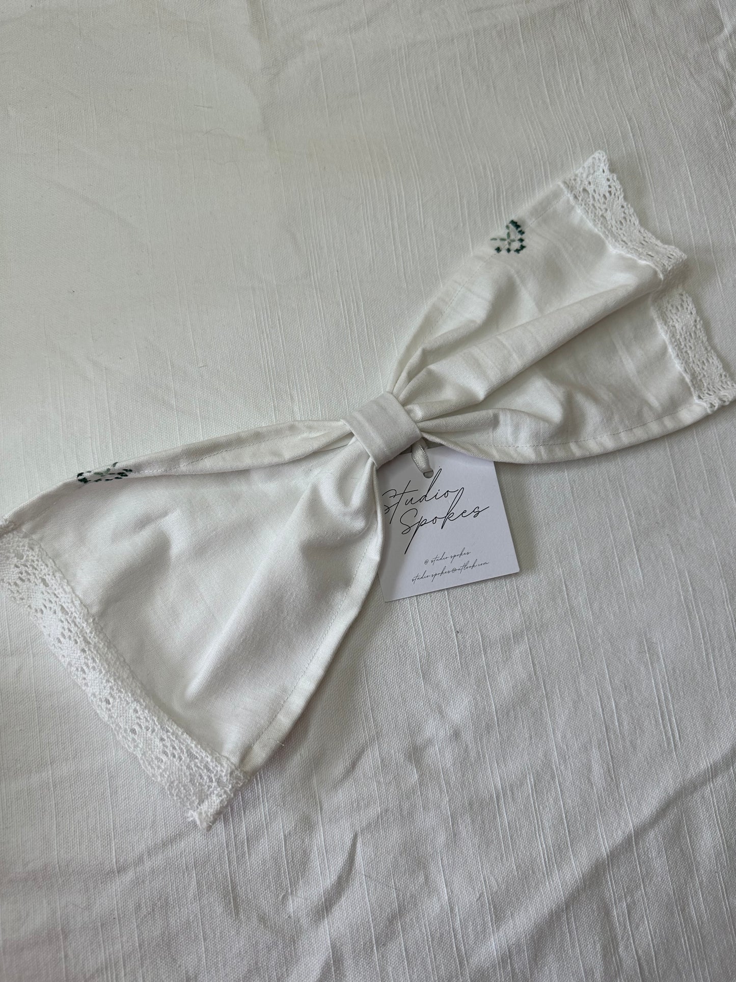 SAMPLE SALE 50% Off - White Hair Bow With Crochet Edging