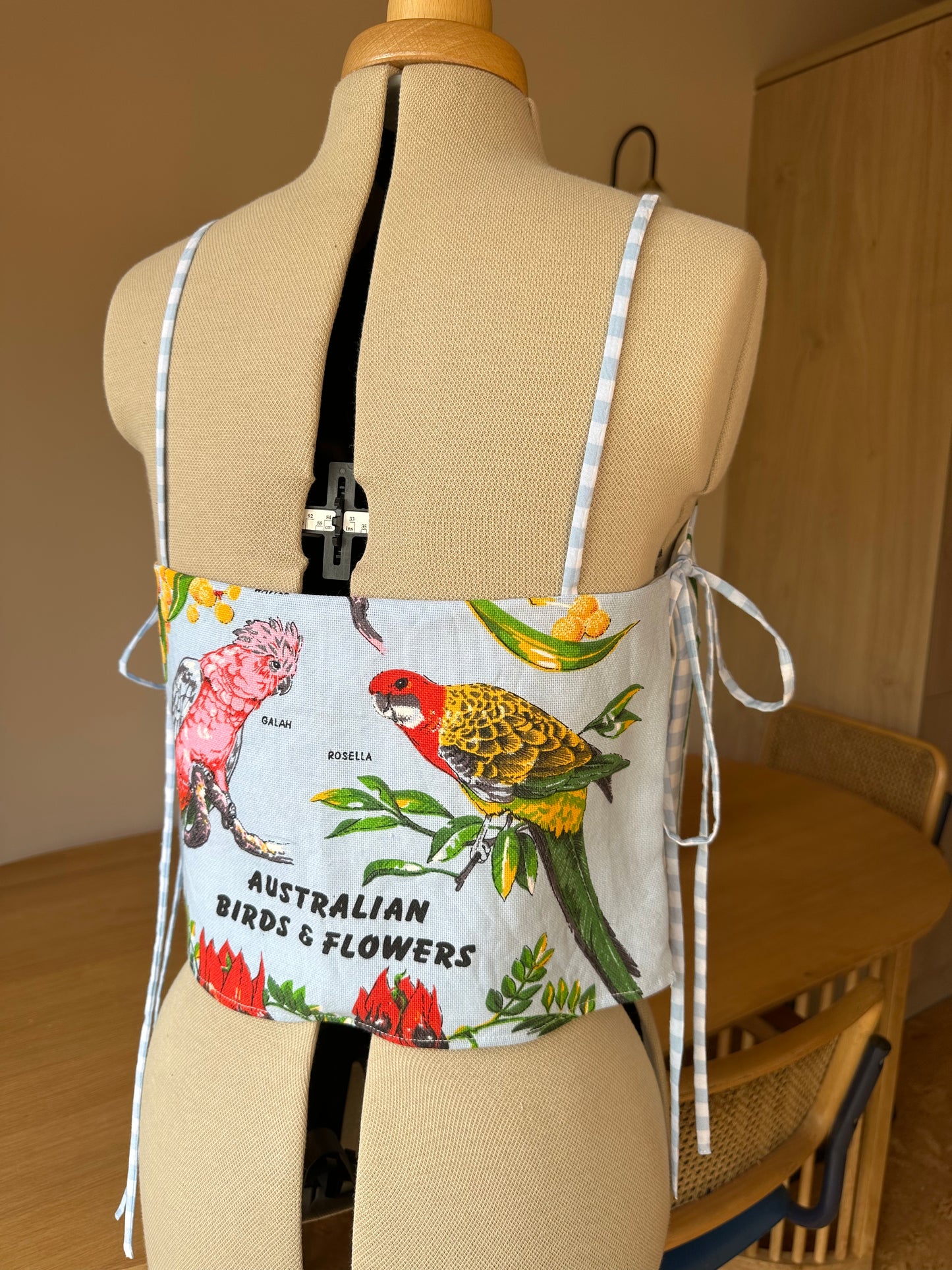 Australian Birds and Flowers May Tie Side Cami Size 10-12