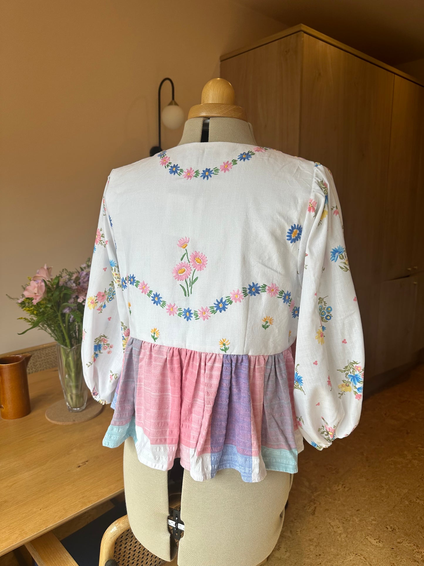 Bright Embroidery and Check Tie Front Top Size 3 (UK 14-16)