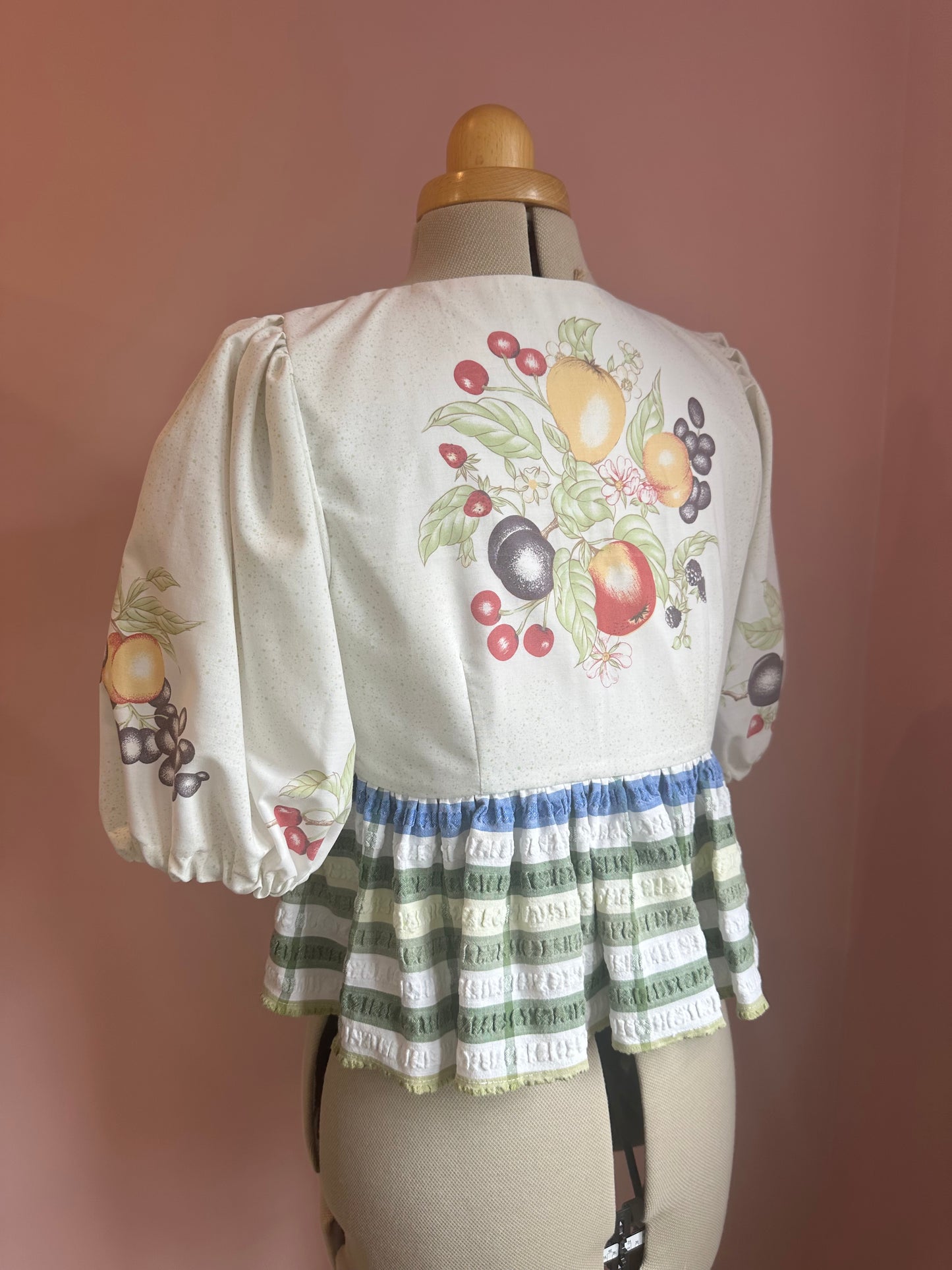Fruit and Check Tie Front Top Size 2 (UK 10-12)