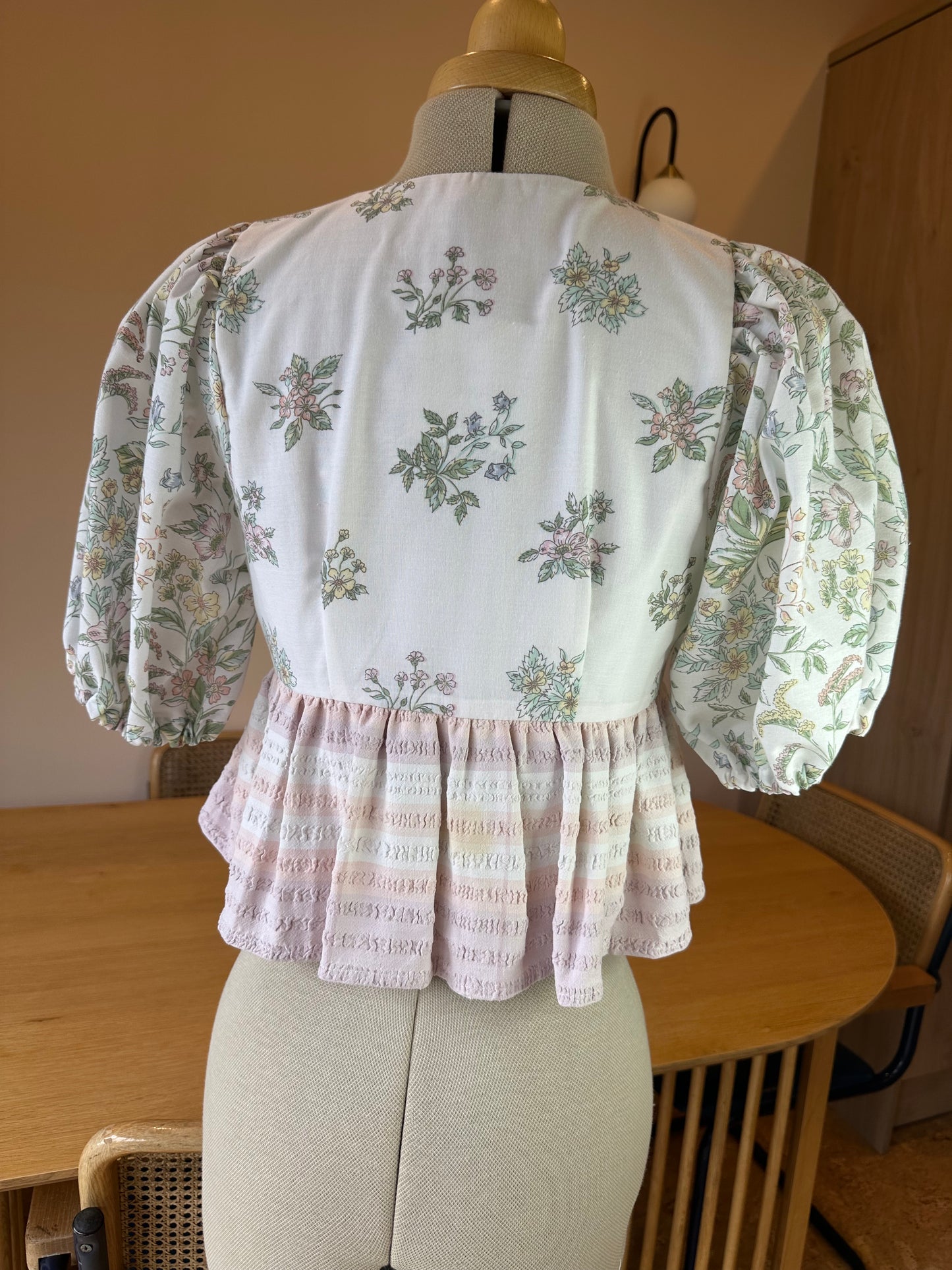 SAMPLE SALE 70% Off - Pink Floral Tie Front Top Size 1 (UK 6-8)