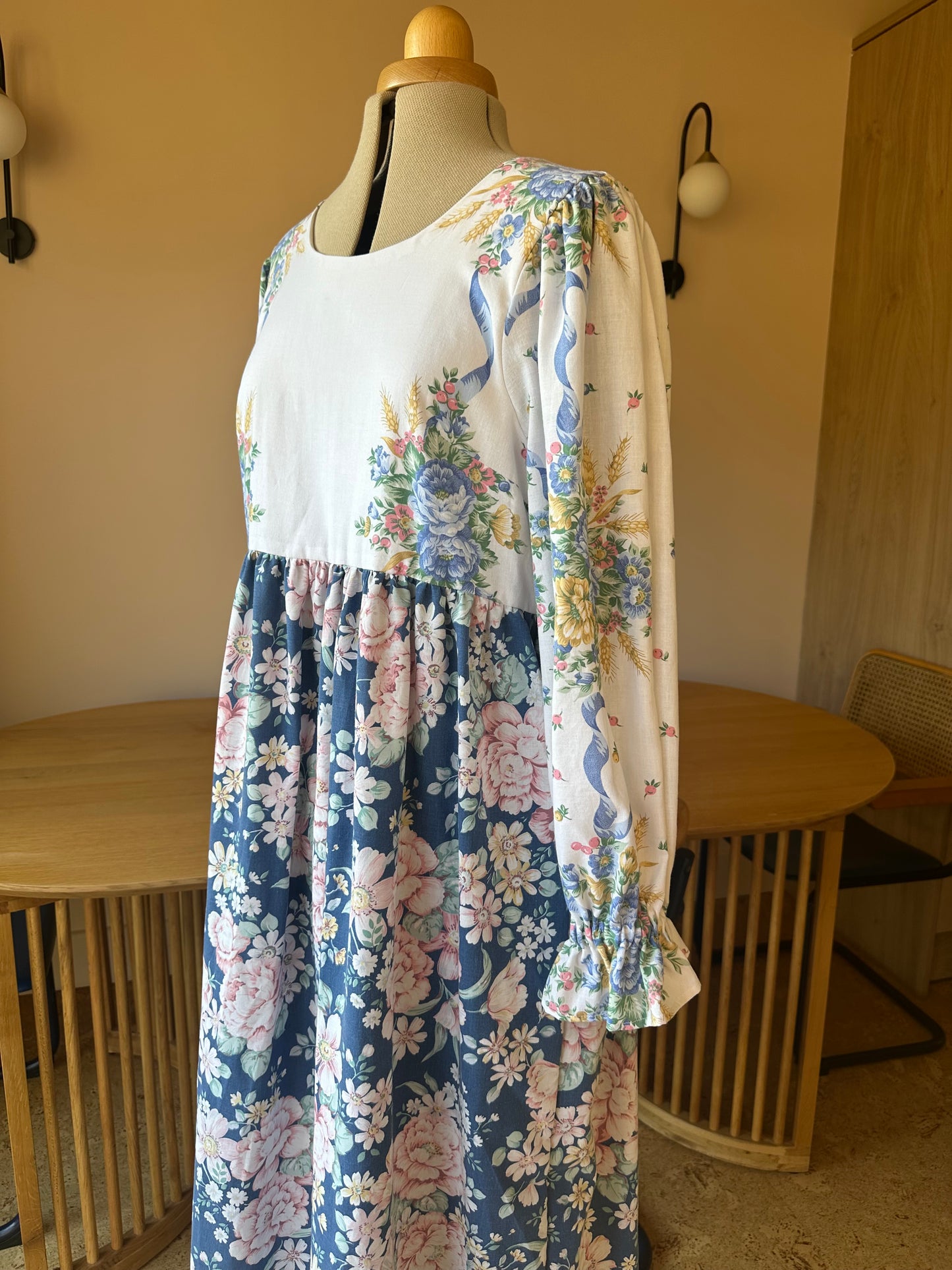 SAMPLE SALE 60% Off - Blue and White Floral Carrie-Ann Dress Size 2 (UK 10-12)