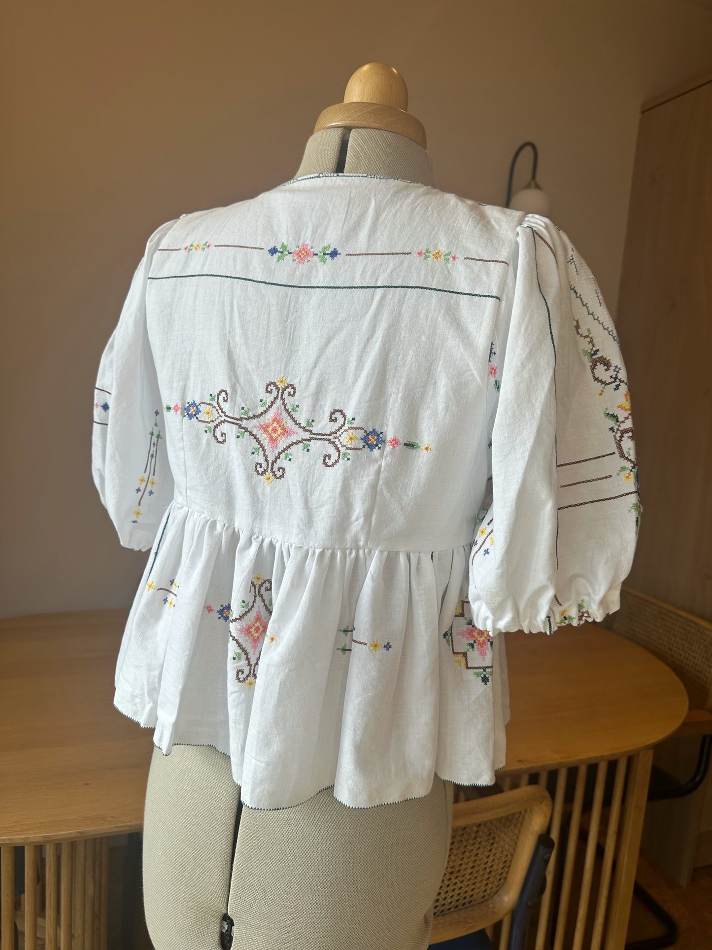 Cross Stitch Embroidered Tie Front Top Size 2 (UK 10-12)