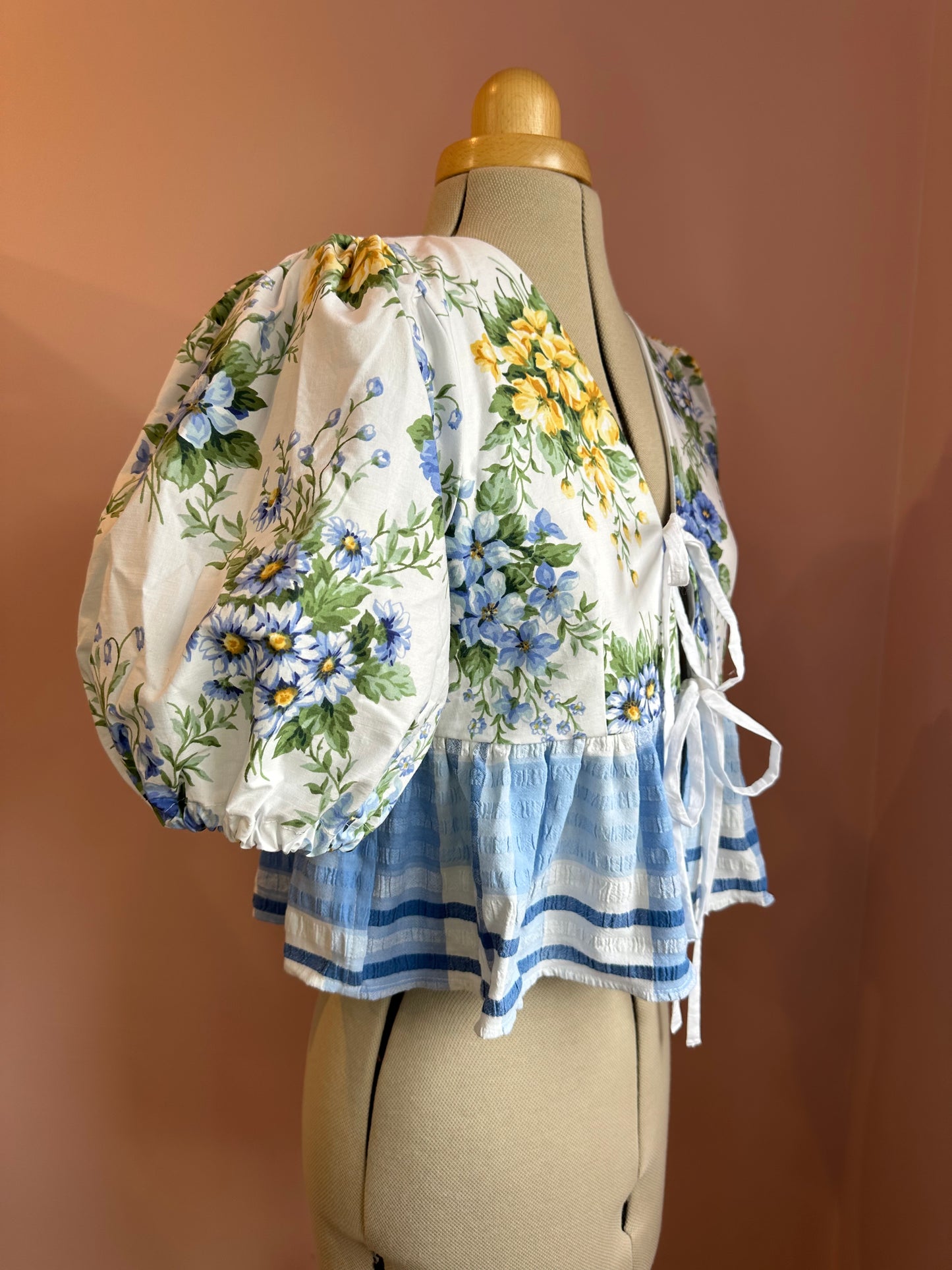Floral and Check Tie Front Top Size 2 (UK 10-12)