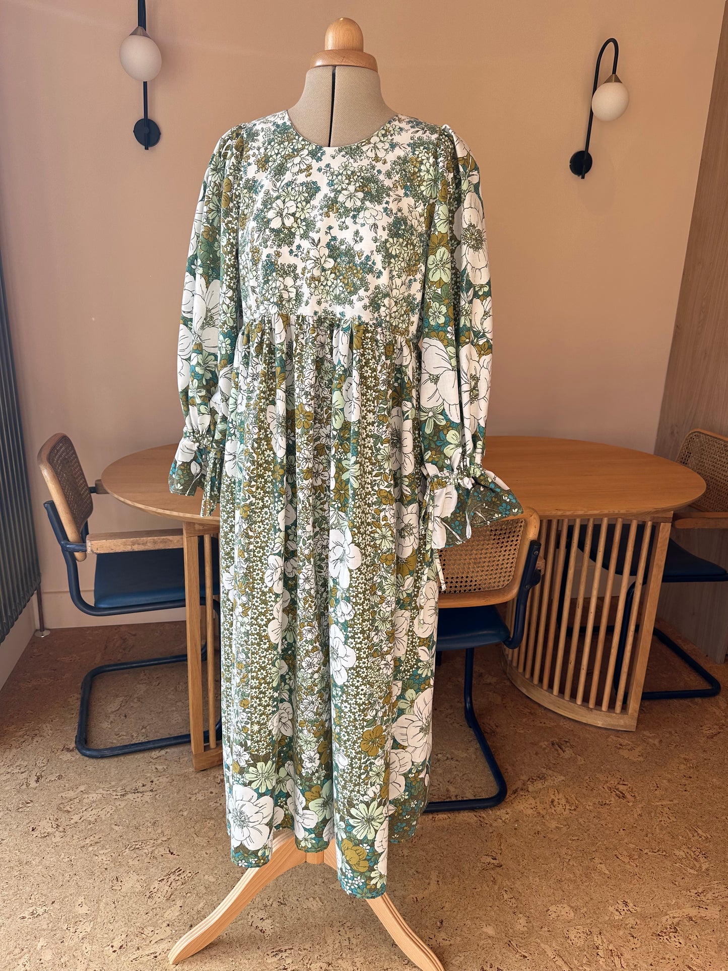 Green/White Floral Carrie-Ann Top Size 6-8