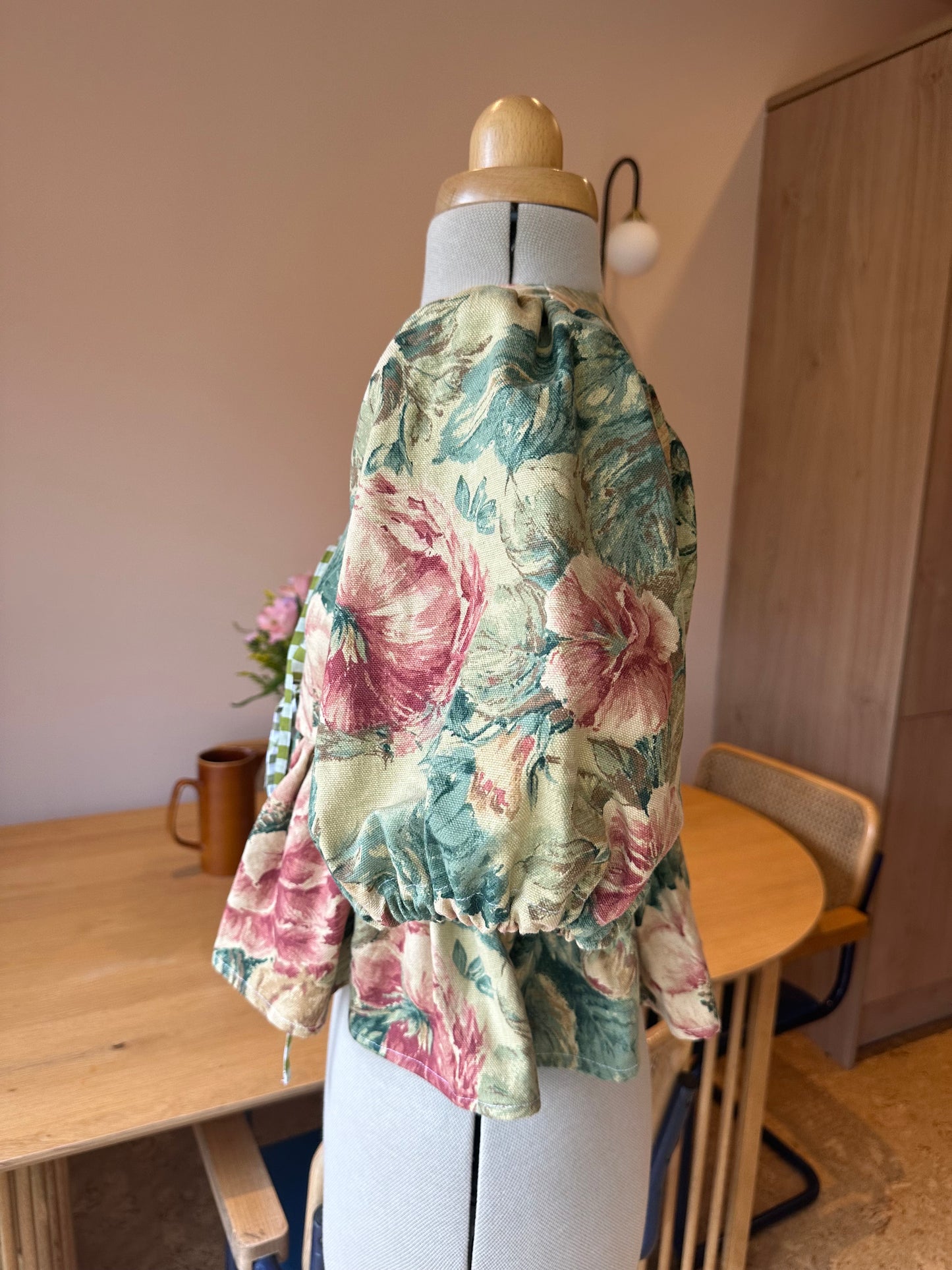 Vintage Floral Tie Front Top Size 1 (UK 6-8)