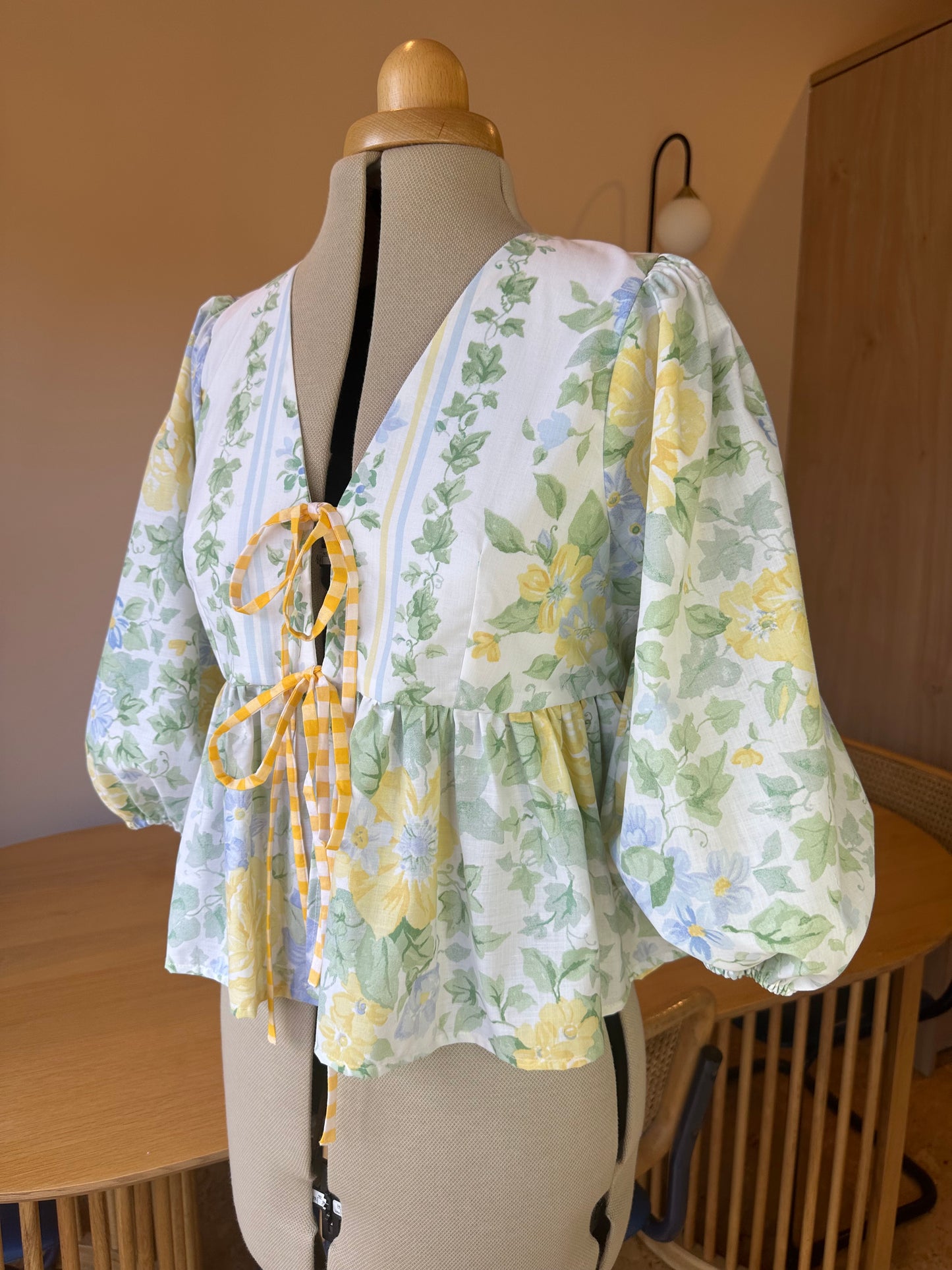 SAMPLE SALE 50% Off - Floral Tie Front Top 3/4 Sleeves Size 2 (UK 10-12)