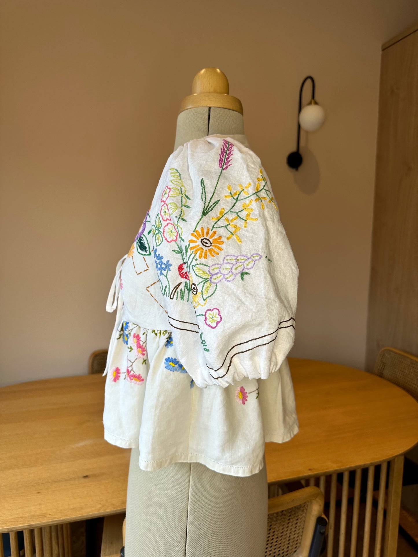 Mixed Embroidered Tie Front Top Size Size 1 (UK 6-8)