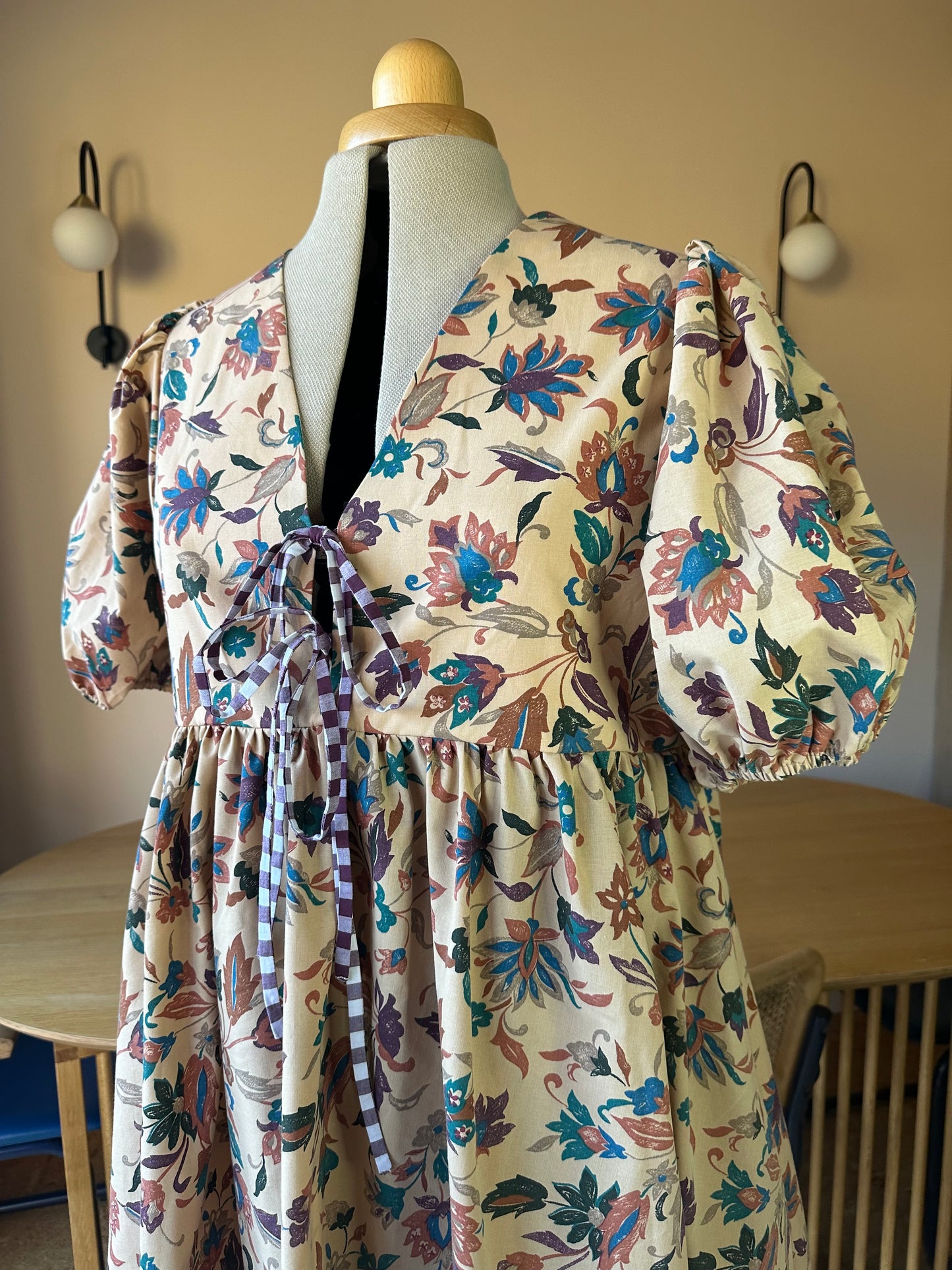 SAMPLE SALE 50% off - Brown Floral Tie Front Dress Size 3 (UK 14-16)
