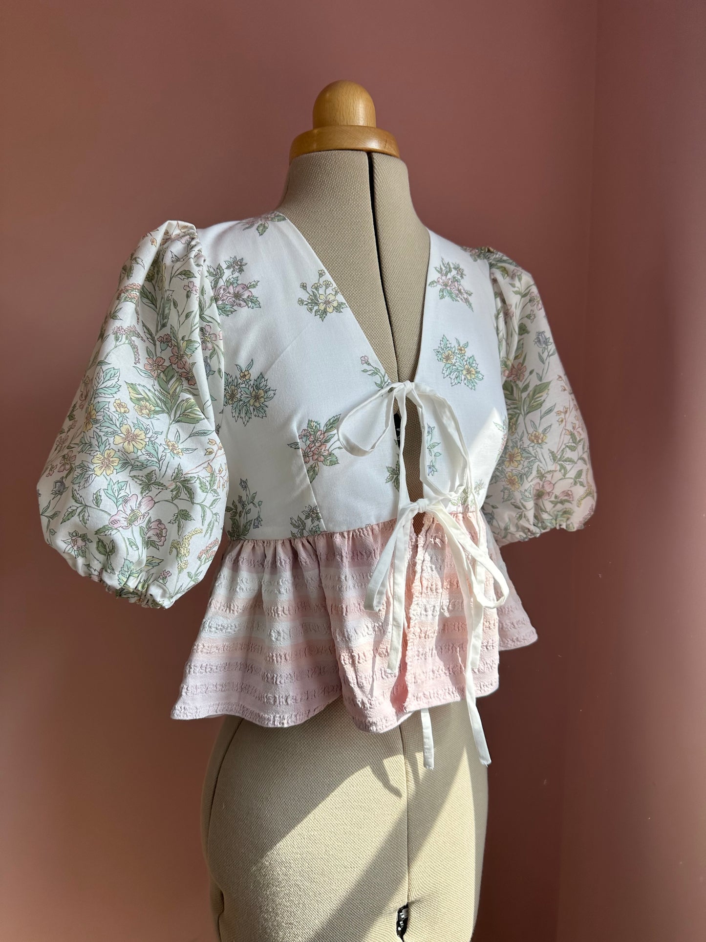 Floral Printed and Check Tie Front Top Size Size 1 (UK 6-8)