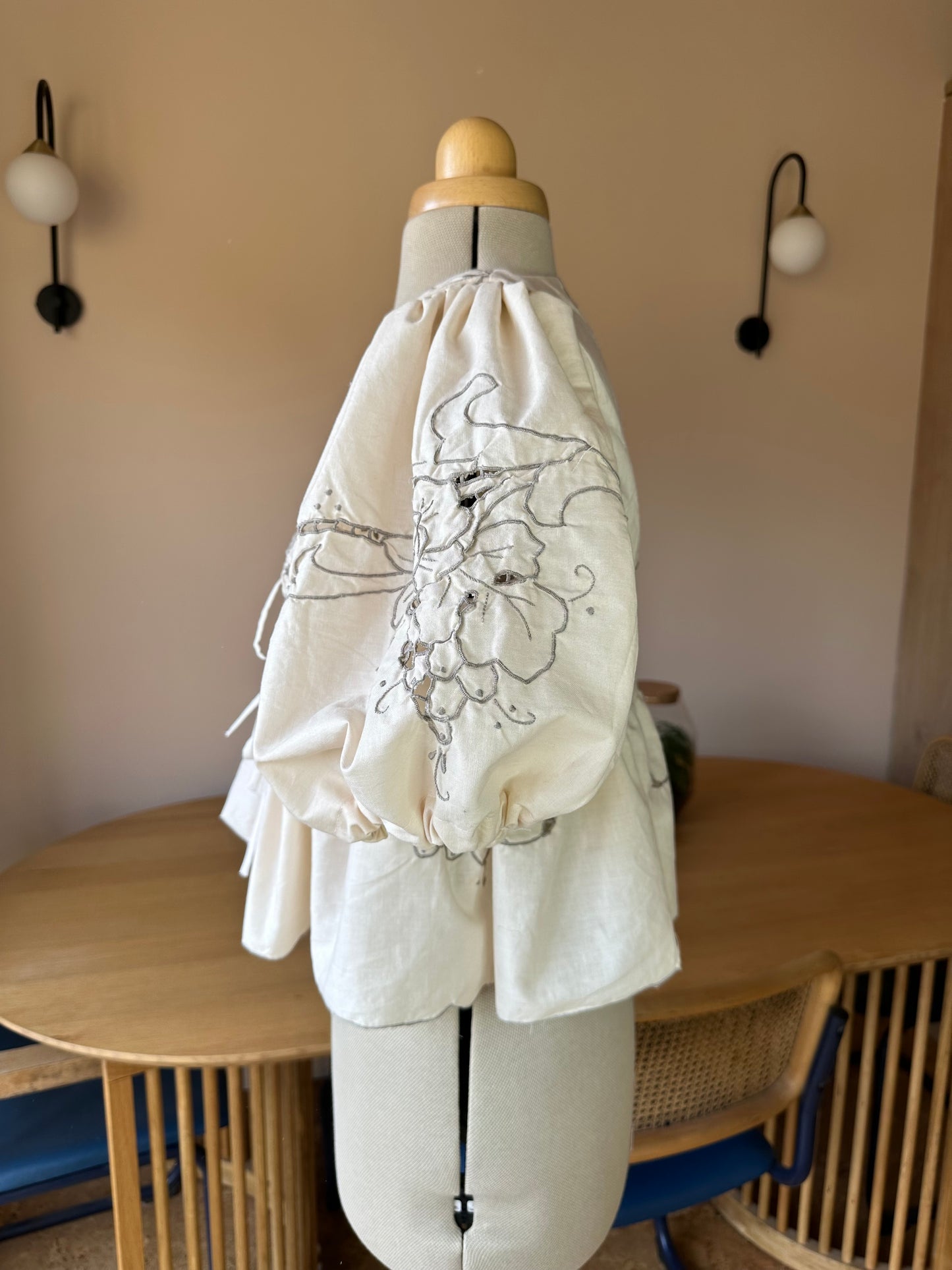 Cream Tie Front Top Size 2 (UK 10-12)