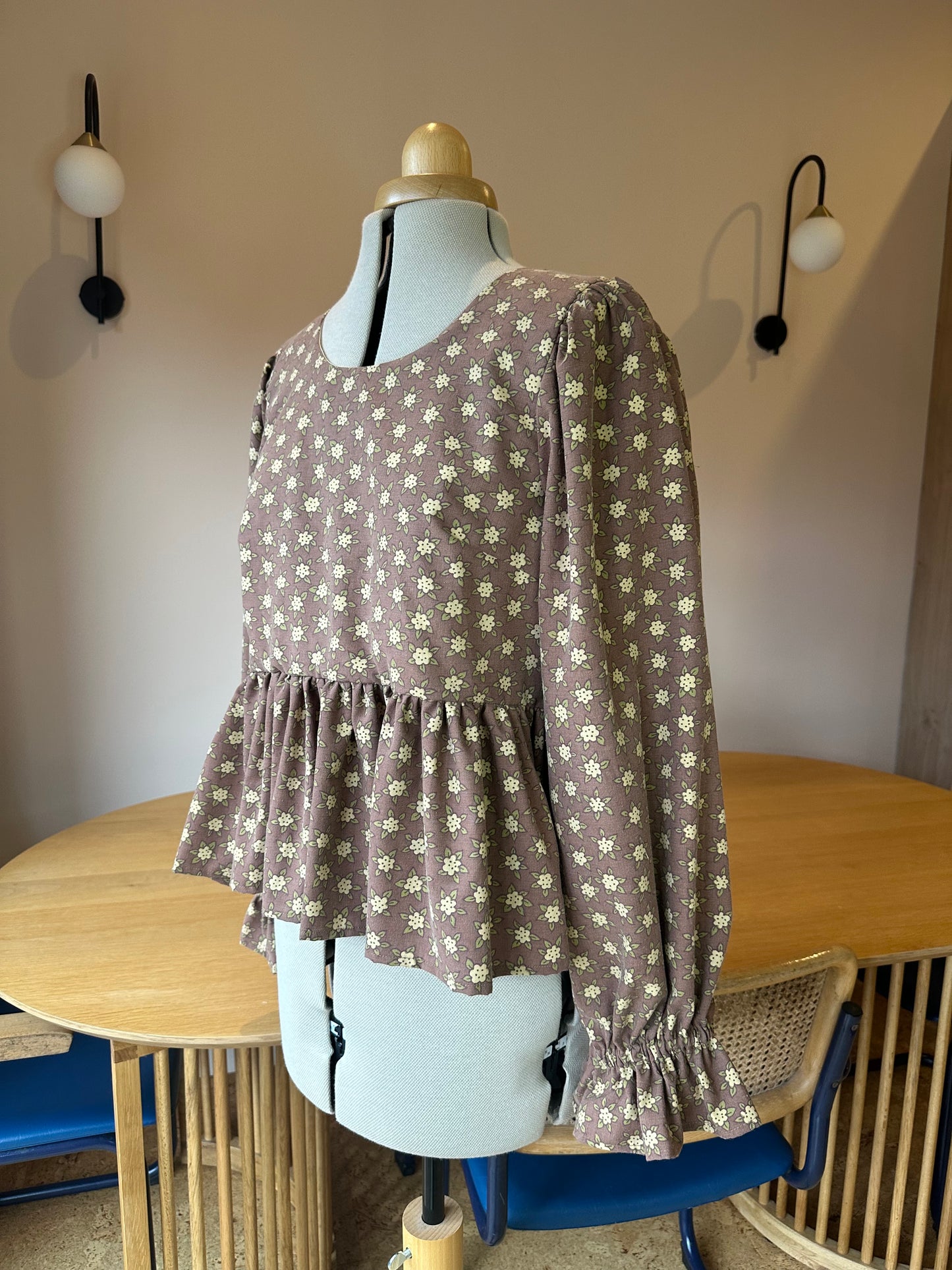 Brown Floral Carrie-Ann Top Size 2 (UK 10-12)