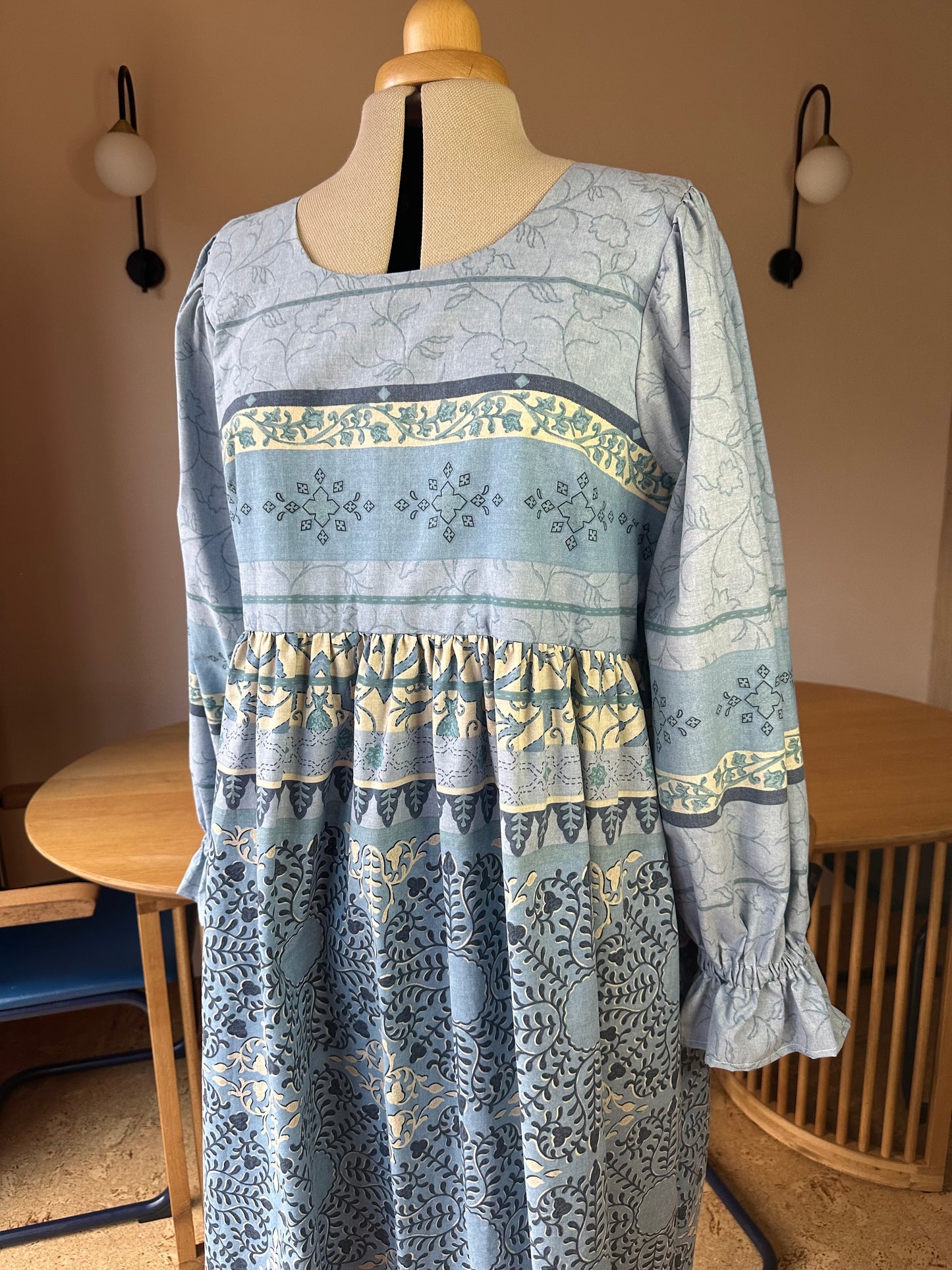 SAMPLE SALE 50% Off - Blue Carrie-Ann Dress Size 3 (UK 14-16)
