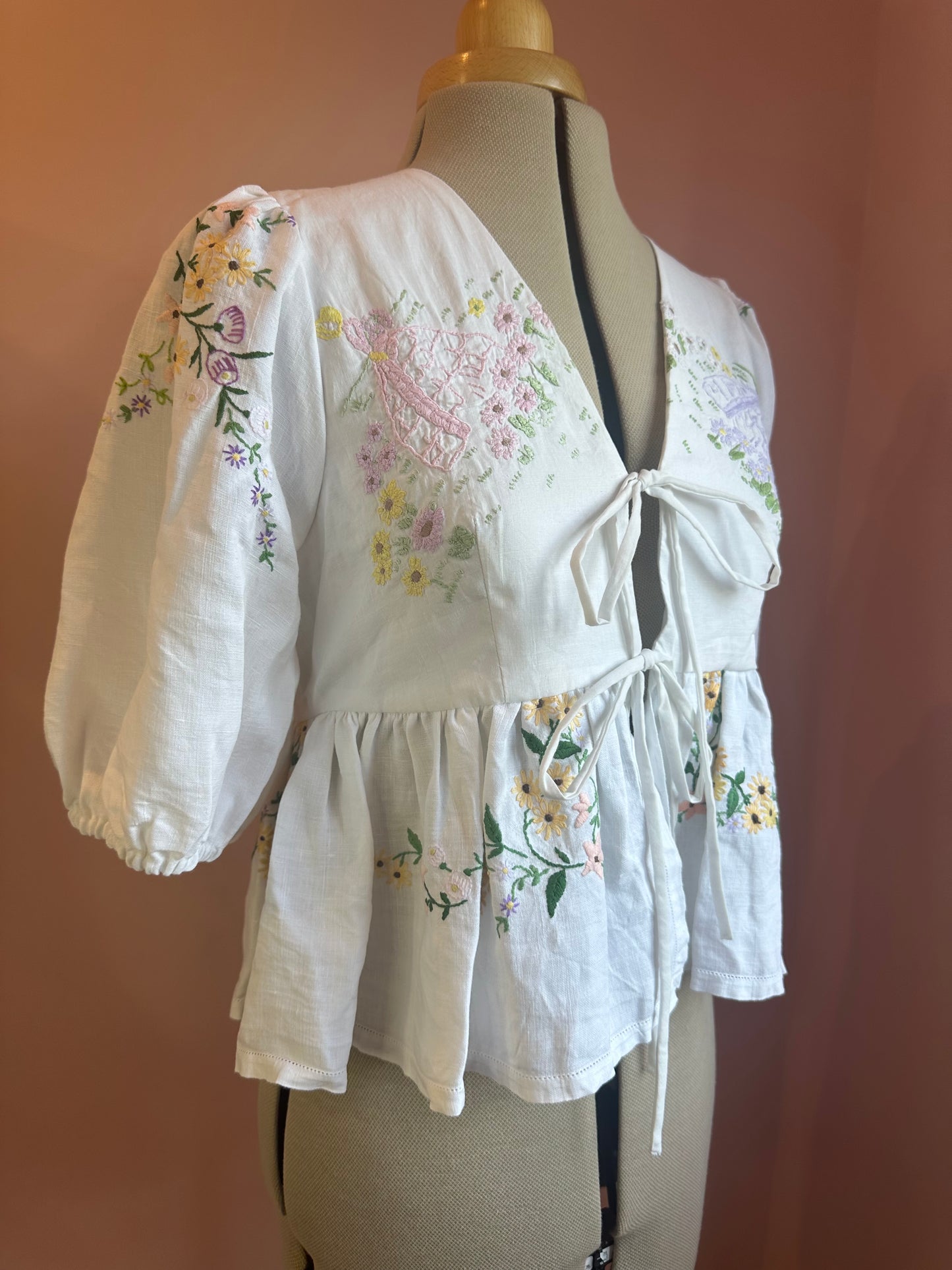 Embroidered Ladies Tie Front Top Size 2 (UK 10-12)