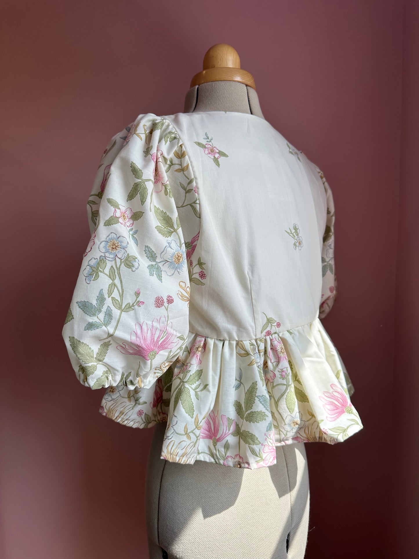 Printed Floral Tie Front Top Size 2 (UK 10-12)