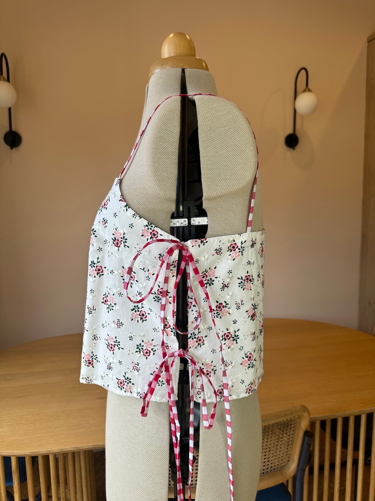 Floral Broderie Anglaise May Tie Side Cami Size 3 (UK 14-16)