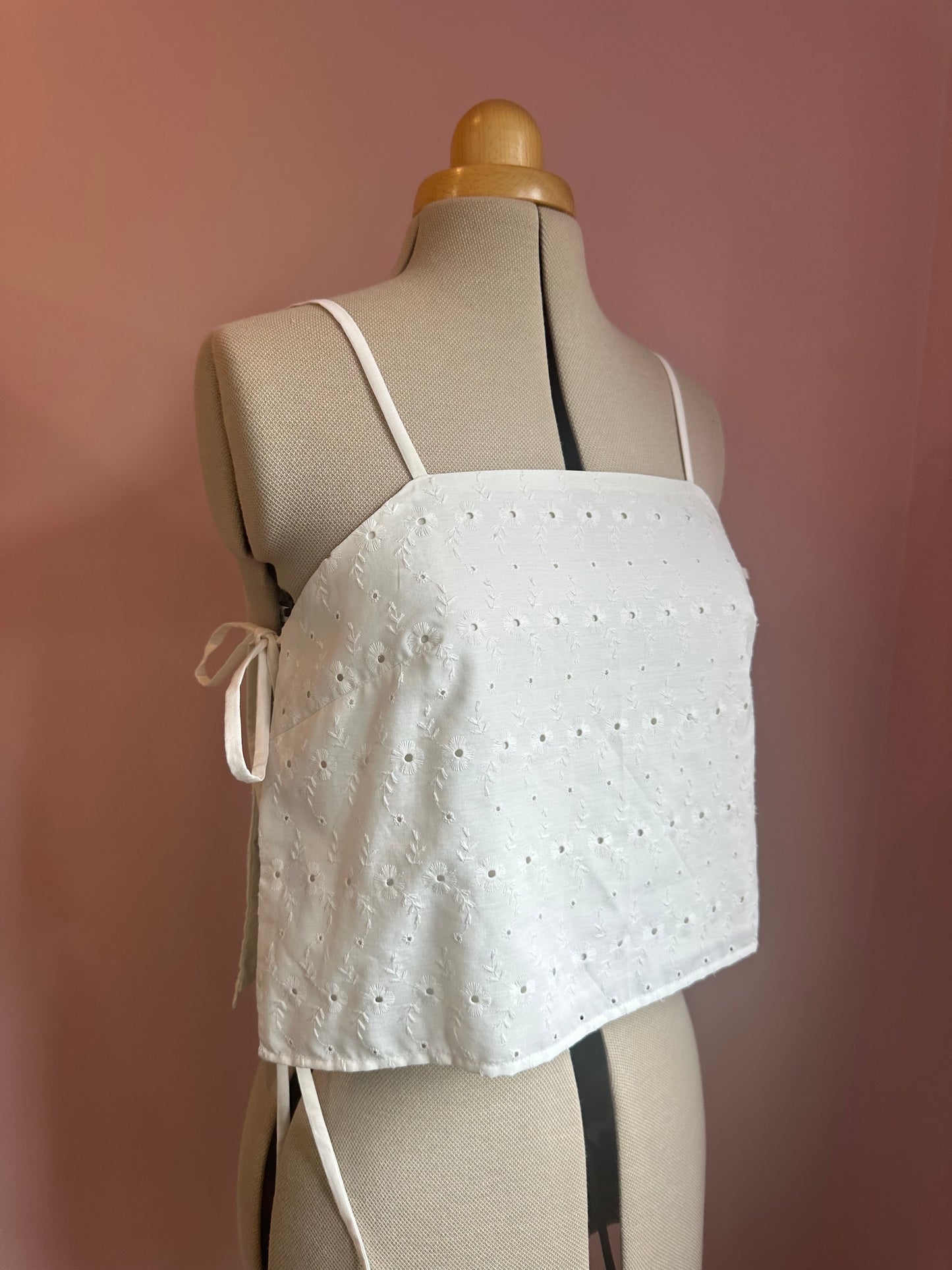 Broderie Anglaise May Tie Side Cami Size 2 (UK 10-12)