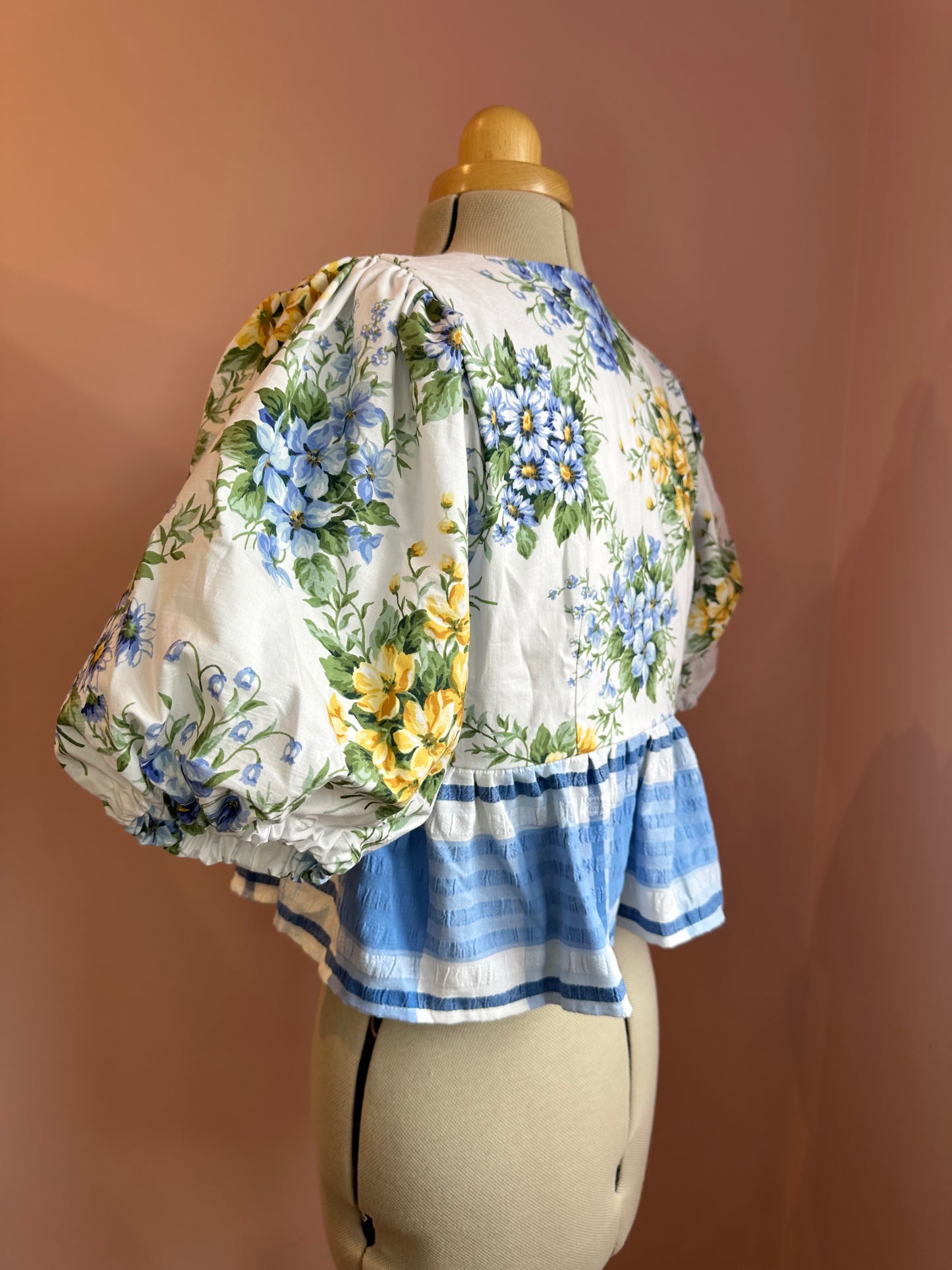 Floral and Check Tie Front Top Size 2 (UK 10-12)