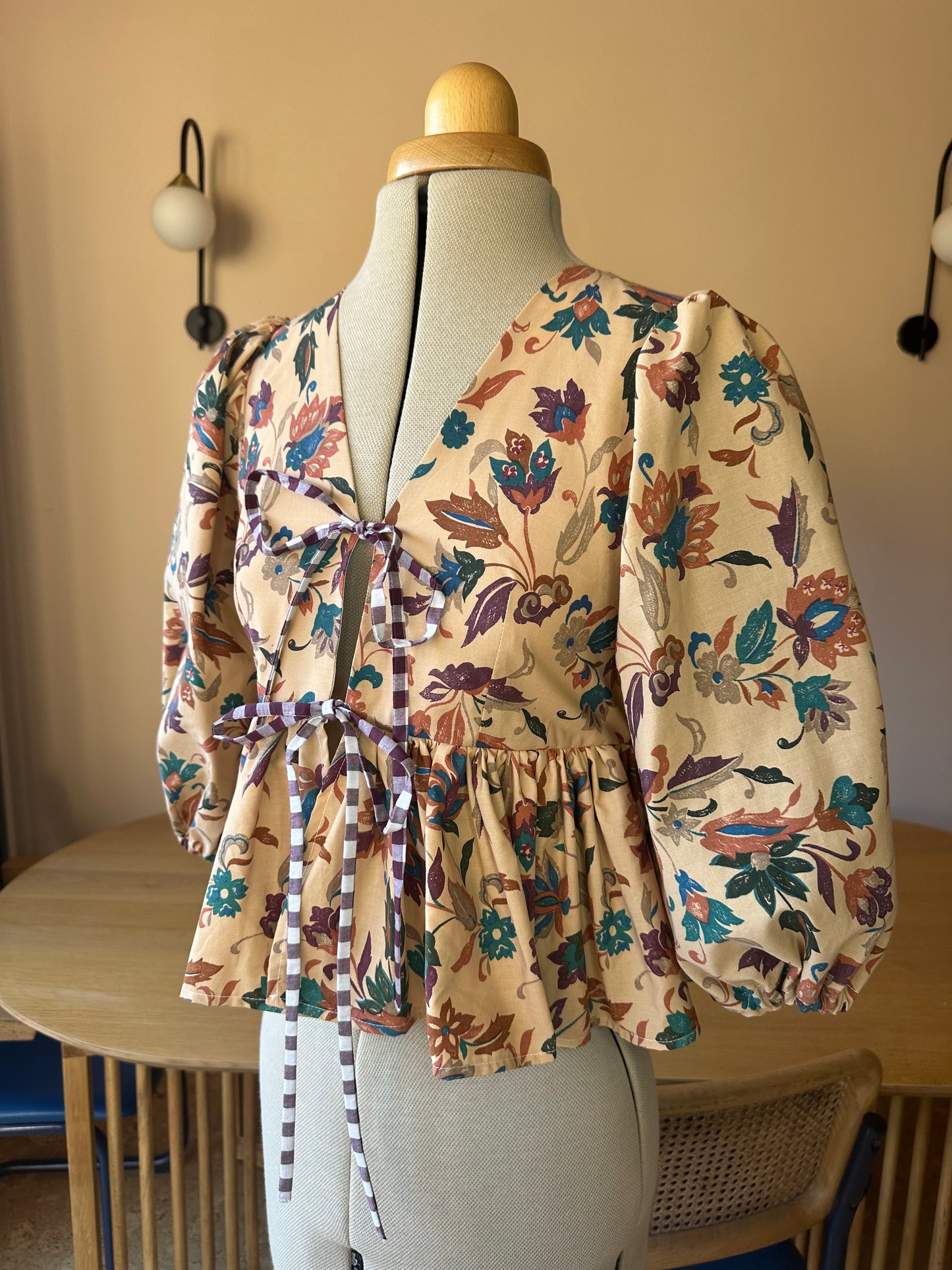 SAMPLE SALE 50% Off - Brown Printed Tie Front Top 3/4 Sleeve Size 1 (UK 6-8)