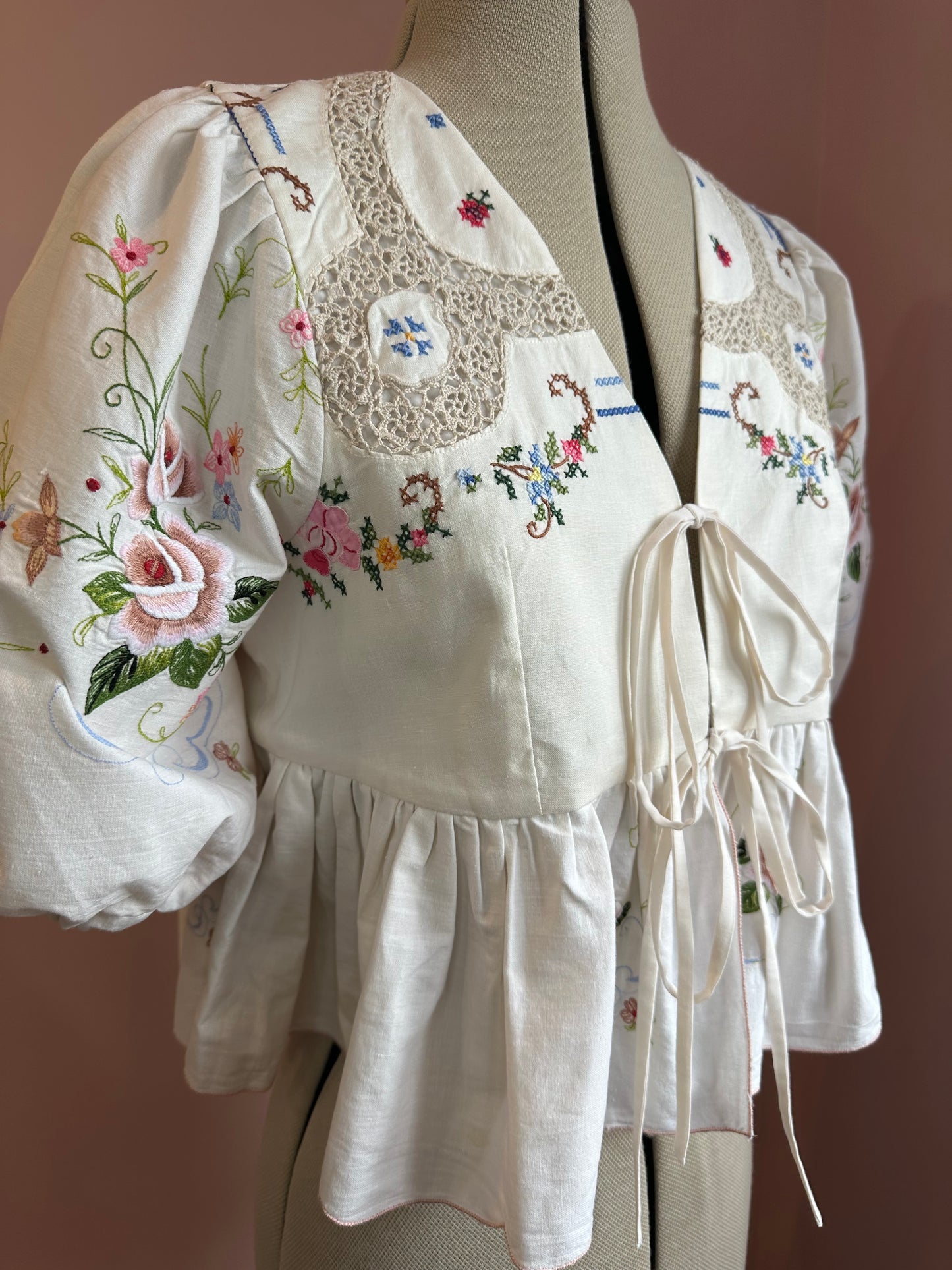 Embroidered Tie Front Top Size 2 (UK 10-12)