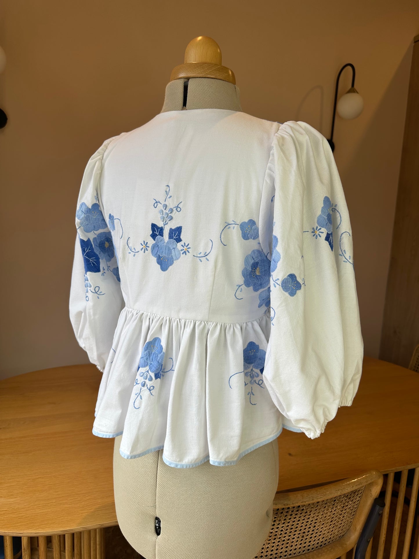 Blue Appliqué Tie Front Top 3/4 Sleeve Size 1 (UK 6-8)
