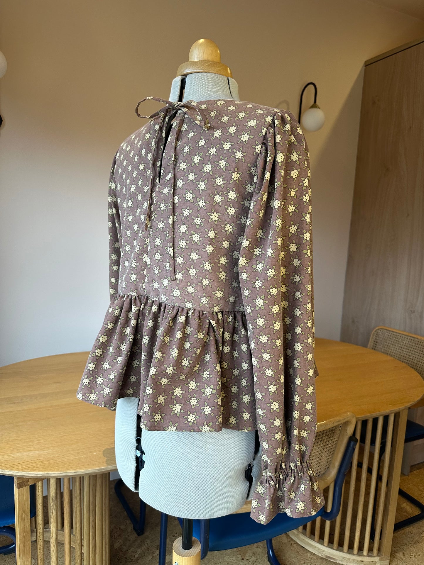 Brown Floral Carrie-Ann Top Size 2 (UK 10-12)