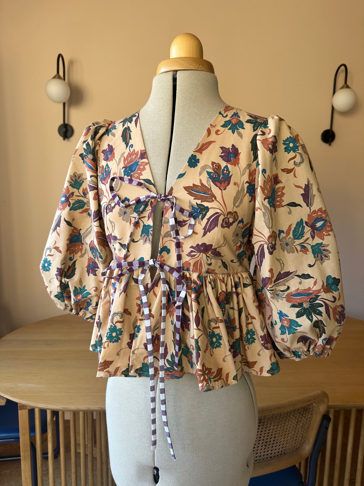 SAMPLE SALE 50% Off - Brown Printed Tie Front Top 3/4 Sleeve Size 1 (UK 6-8)