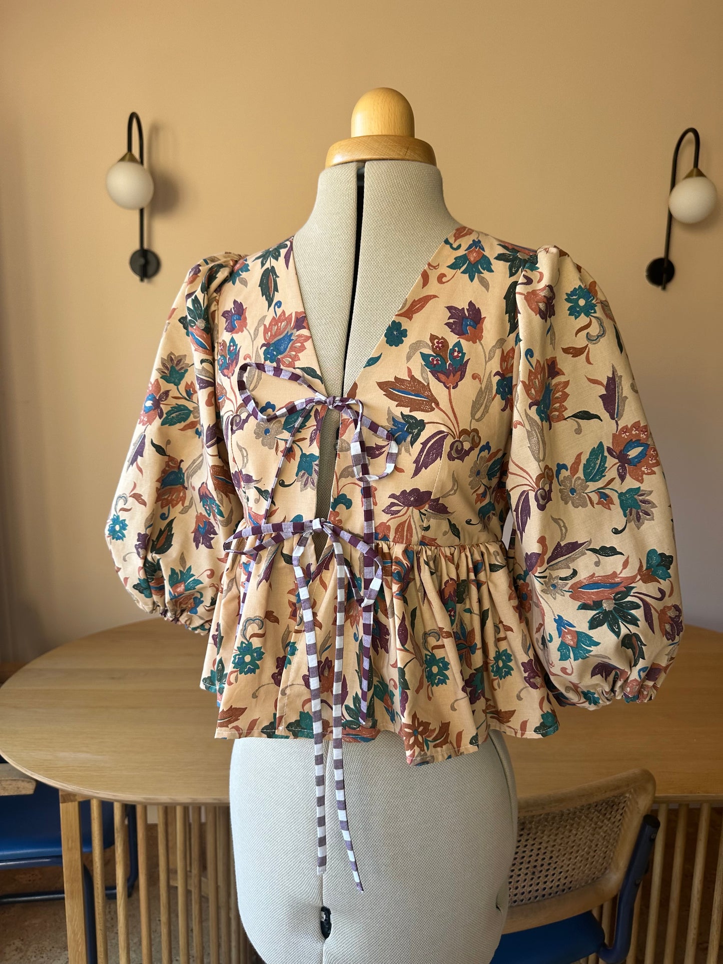 SAMPLE SALE 50% Off - Brown Printed Tie Front Top 3/4 Sleeve Size 1 (UK 6-8)