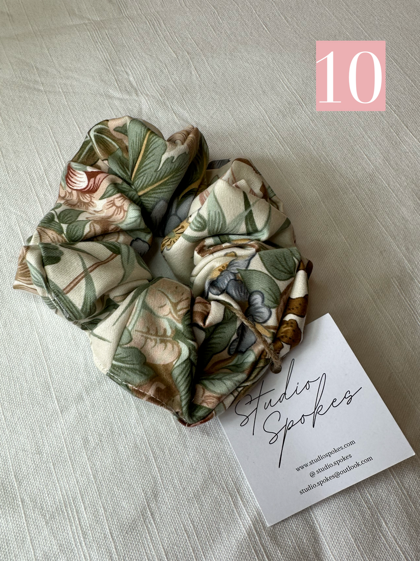 Scrunchie 10