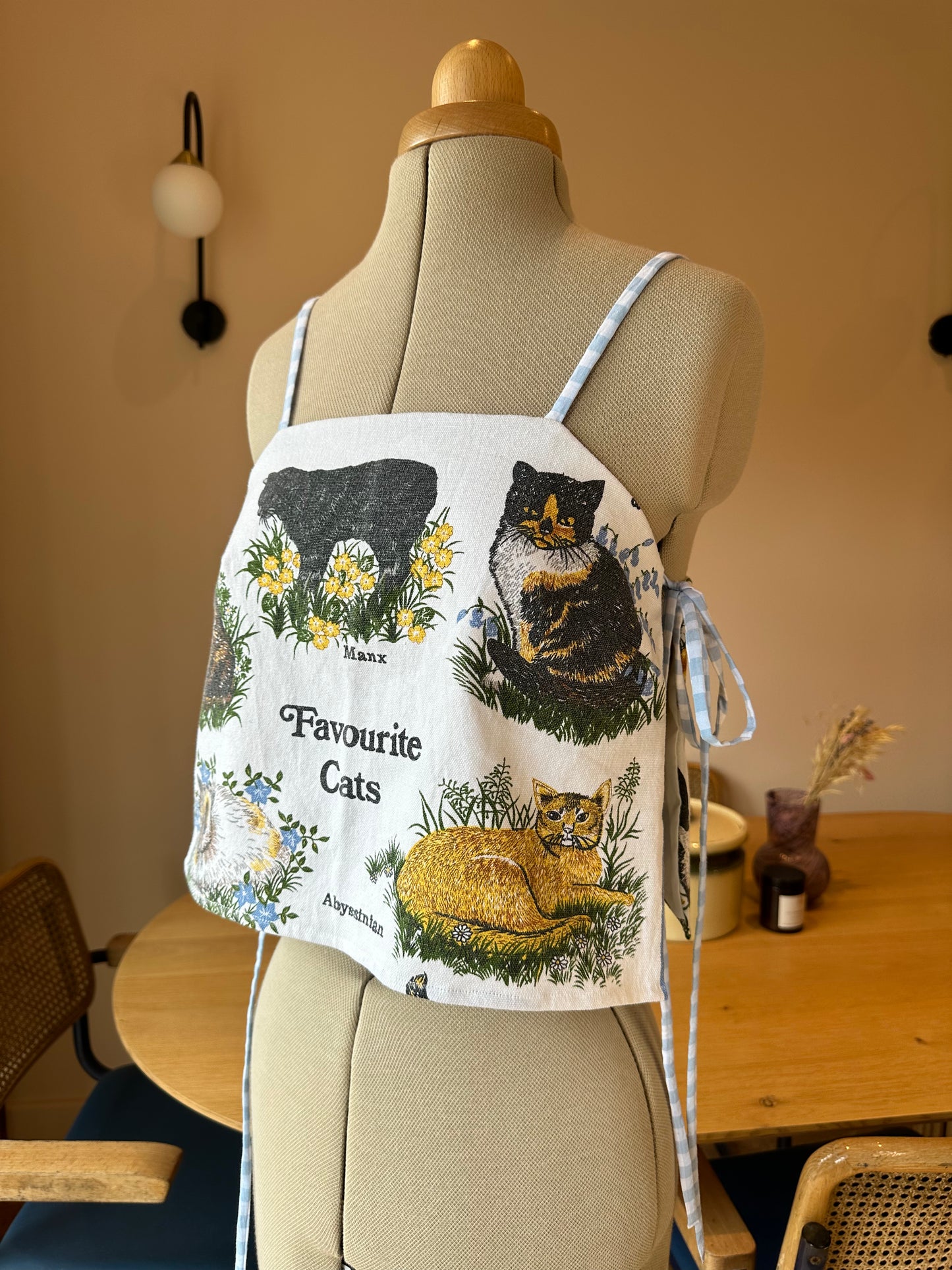 Favourite Cats May Tie Side Cami Size 6-8