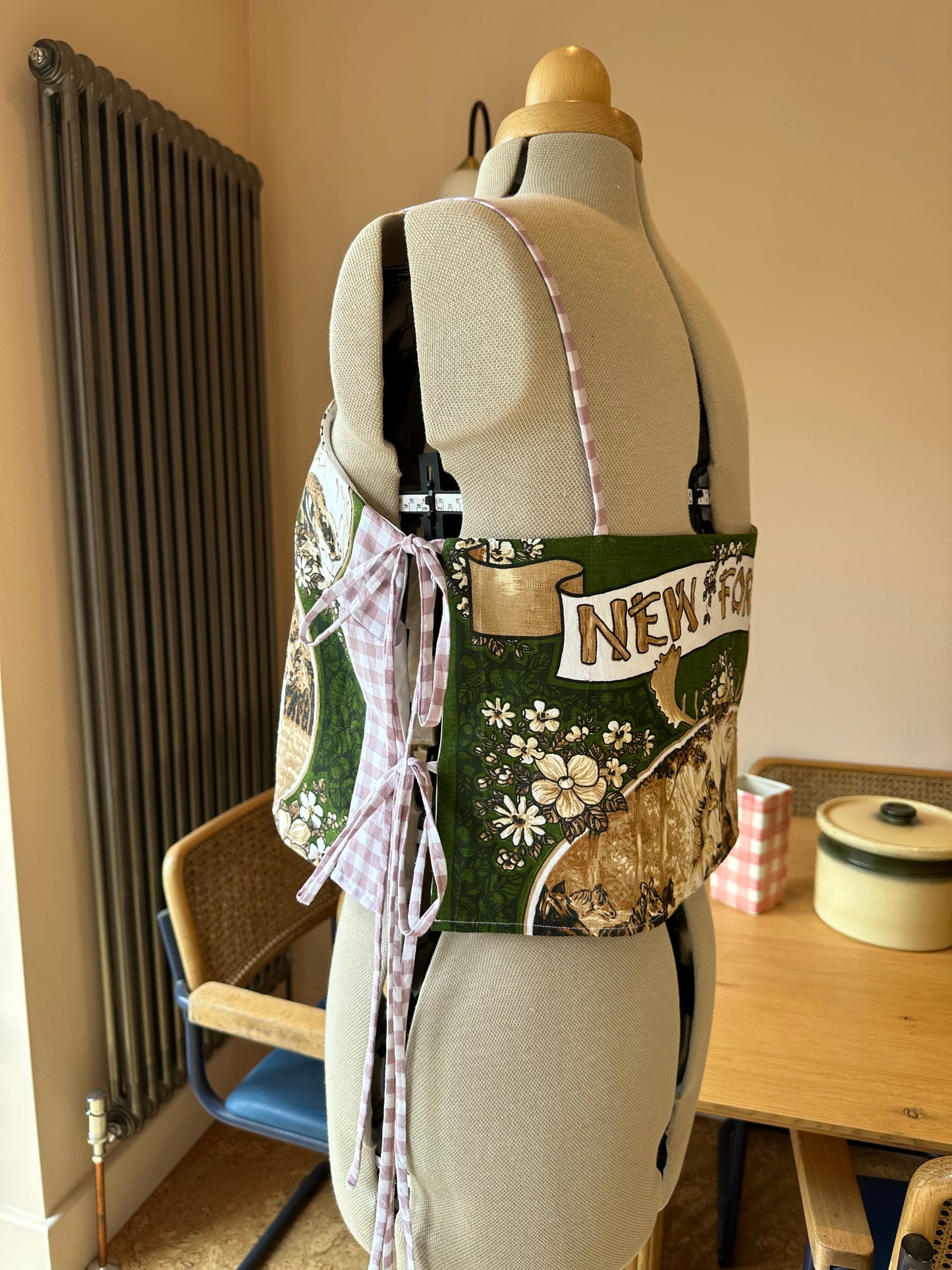 New Forest Deer May Tie Side Cami Size 14-16