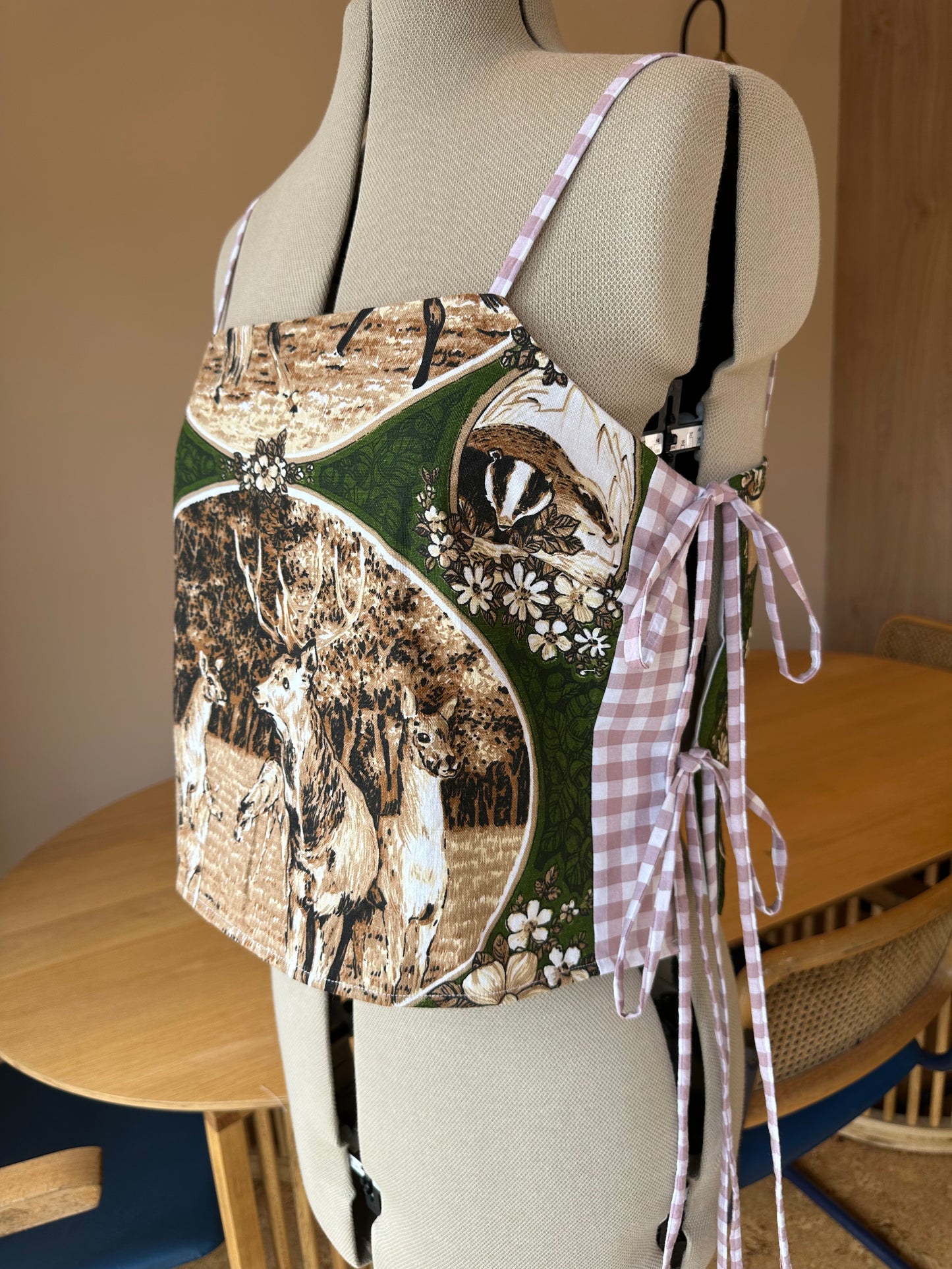 New Forest Deer May Tie Side Cami Size 14-16