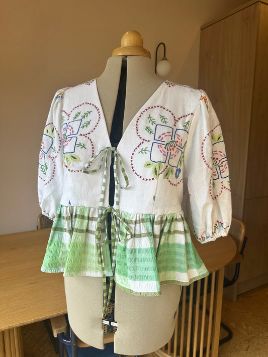 Embroidered and Green Check Tie Front Top Size 3 (UK 14-16)