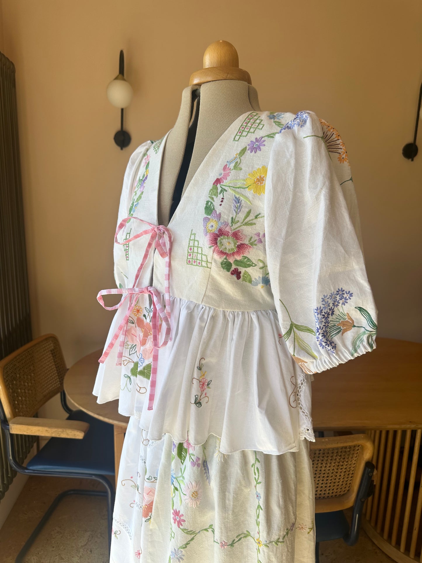 Embroidered Pink/White/Cream Tie Front Top Size 2 (UK 10-12) CO-ORD WITH 10-12 EMBROIDERED SKIRT