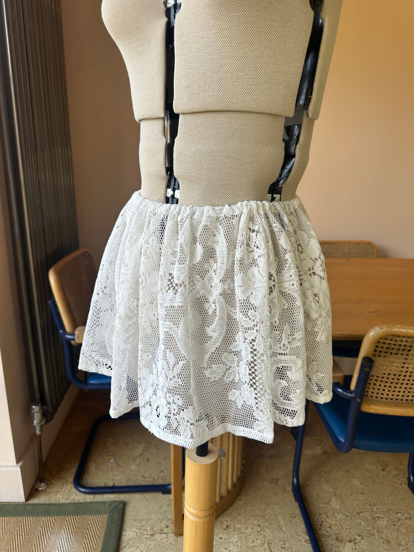 Vintage Lace Mini Skirt Size 2 (UK 10-12)