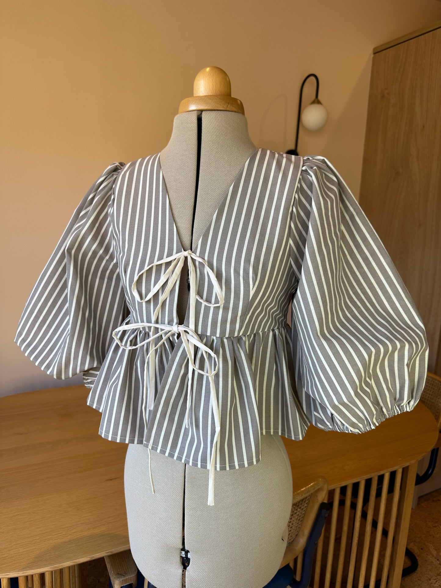 Neutral Stripe Tie Front Top 3/4 Sleeve Size 1 (UK 6-8)