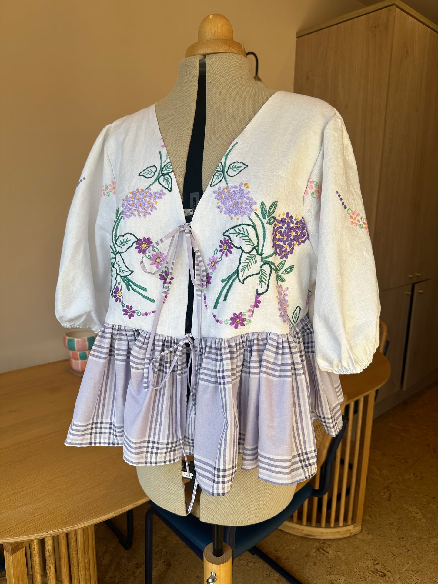 Purple Embroidered and Check Tie Front Top Size 4 (UK 18-20)