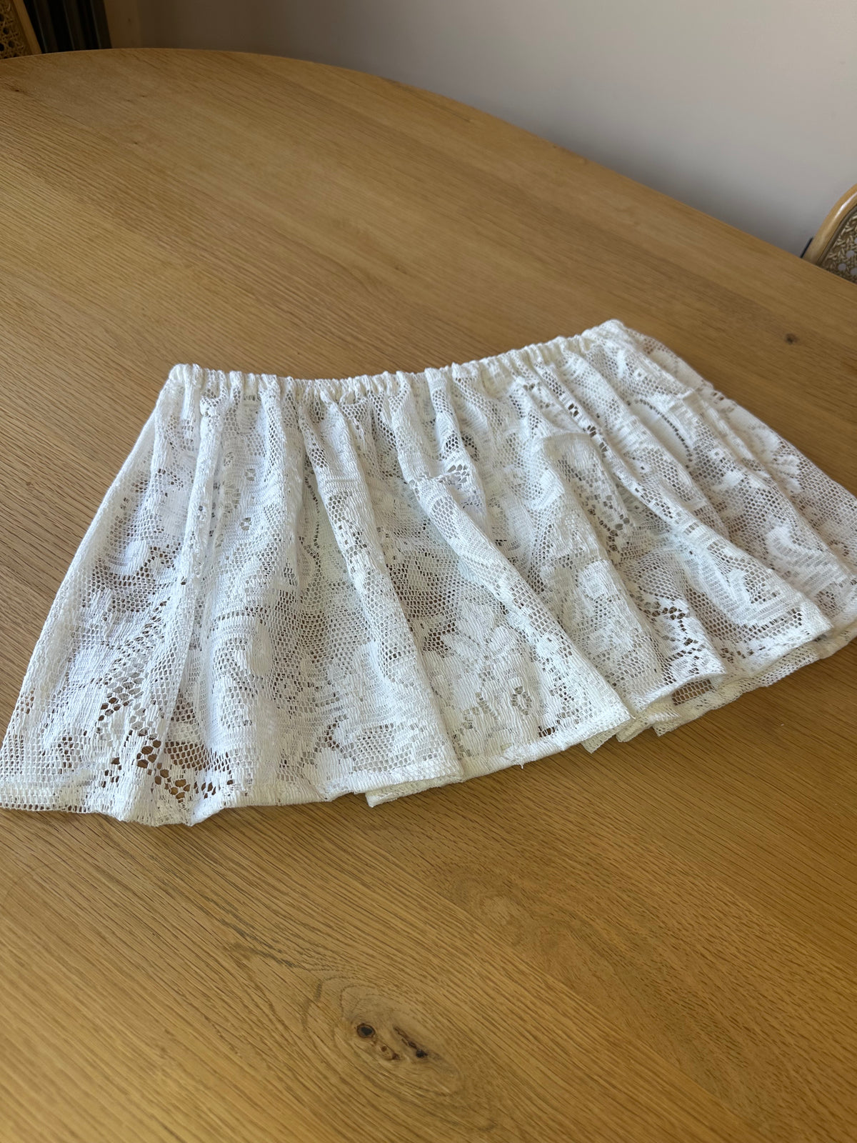 Vintage Lace Mini Skirt Size 2 (UK 10-12)