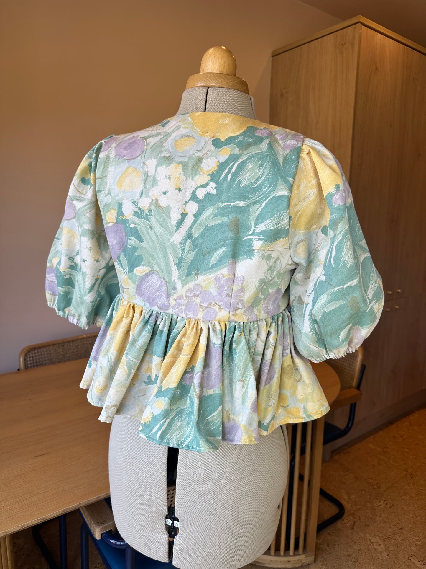 SAMPLE SALE 50% Off - Abstract Floral Tie Front Top Size 2 (UK 10-12)