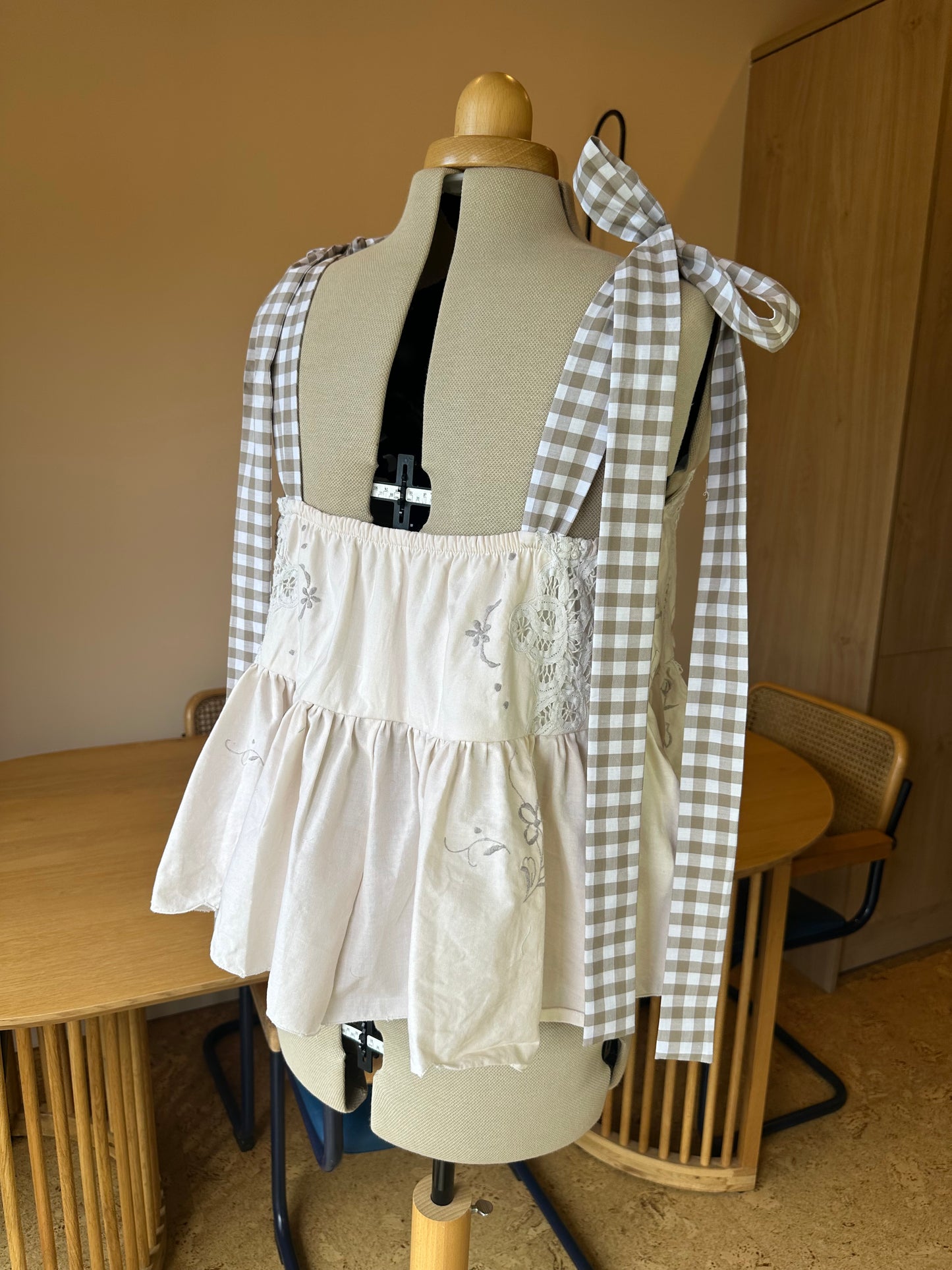 Cream Embroidered Etta Tie Strap Top Size 3 (UK 14-16)
