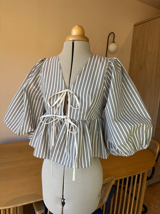 Neutral Stripe Tie Front Top 3/4 Sleeve Size 1 (UK 6-8)