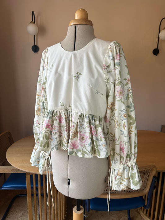 SAMPLE SALE 50% Off - Cream Floral Carrie-Ann Top Size 1 (UK 6-8)