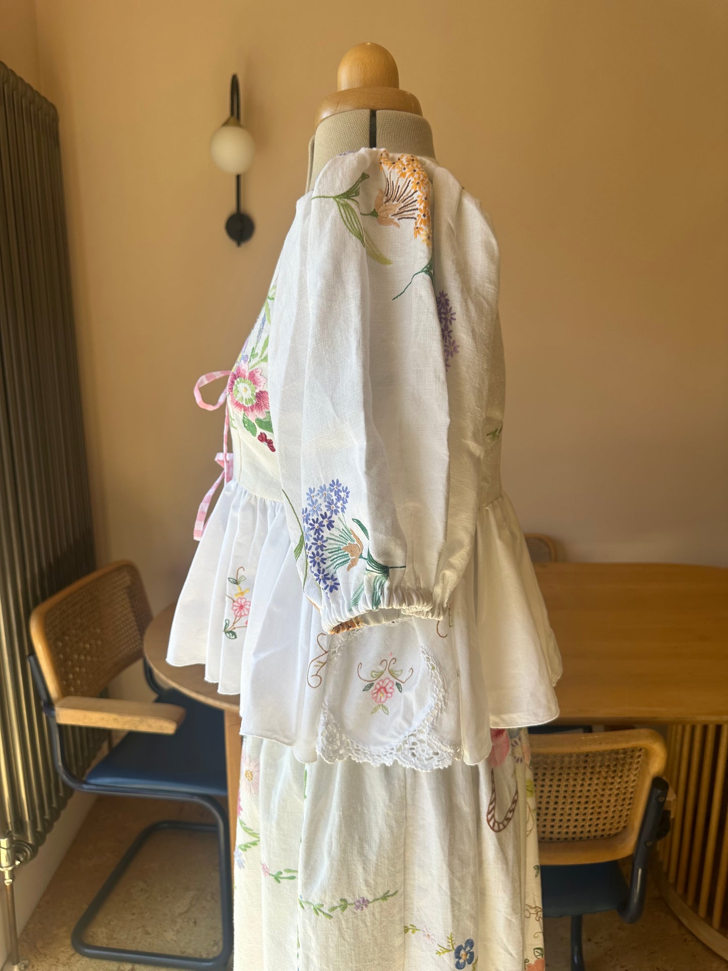 Embroidered Pink/White/Cream Tie Front Top Size 2 (UK 10-12) CO-ORD WITH 10-12 EMBROIDERED SKIRT