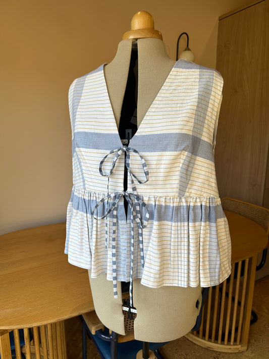 Blue Check Sleeveless Tie Front Top Size 4 (UK 18-20)