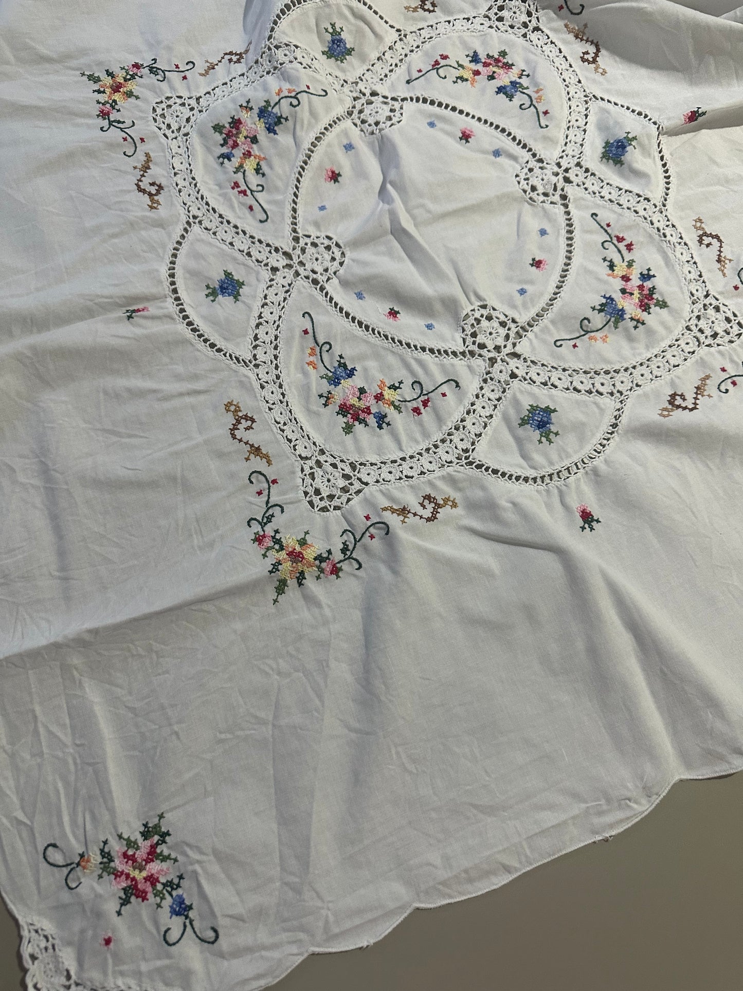 Tie Side Cami | Cross Stitch and Crochet Tablecloth