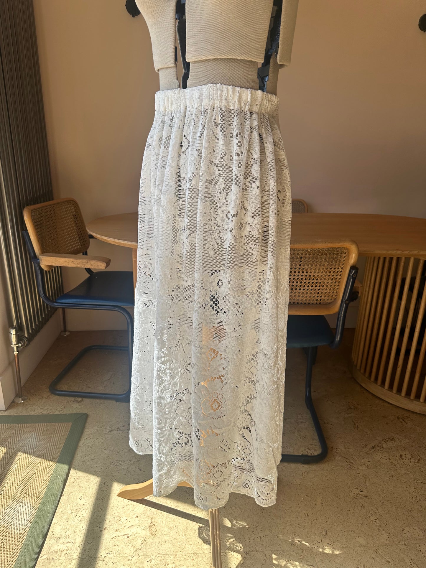 Elasticated Waist Skirt | Lace Curtain
