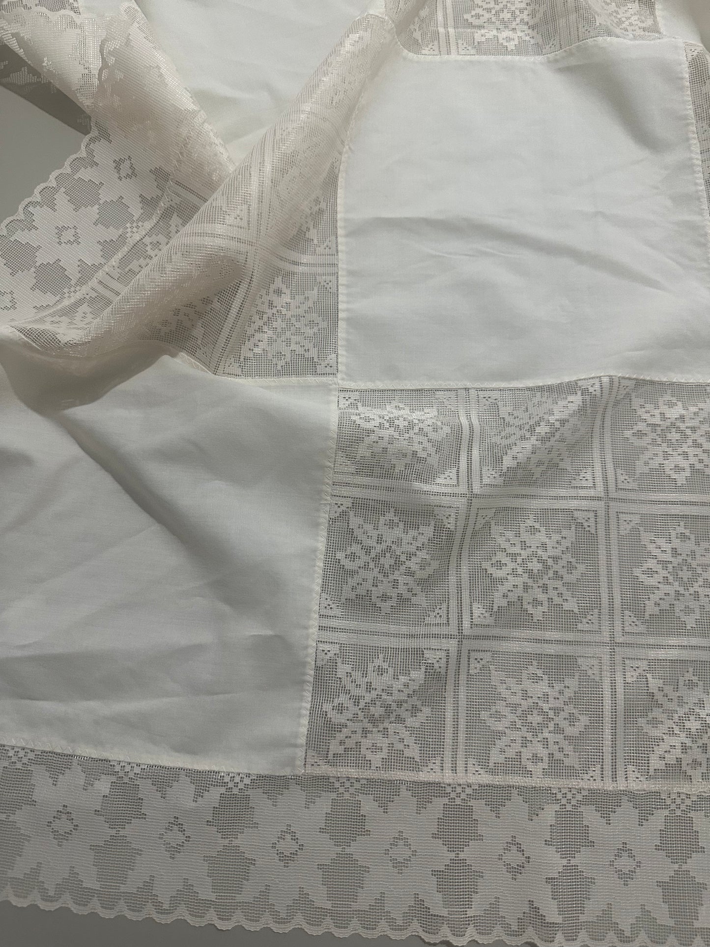 Tie Side Cami | Lace Tablecloth