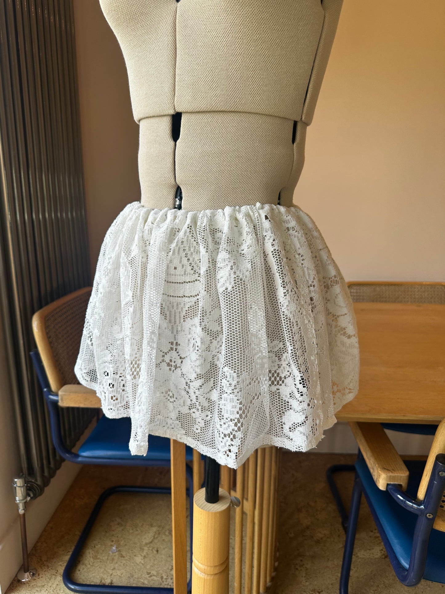 Vintage Lace Mini Skirt Size 1 (UK 6-8)