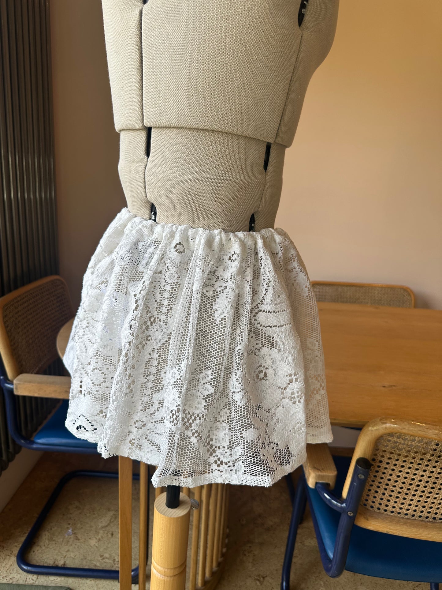 Vintage Lace Mini Skirt Size 1 (UK 6-8)